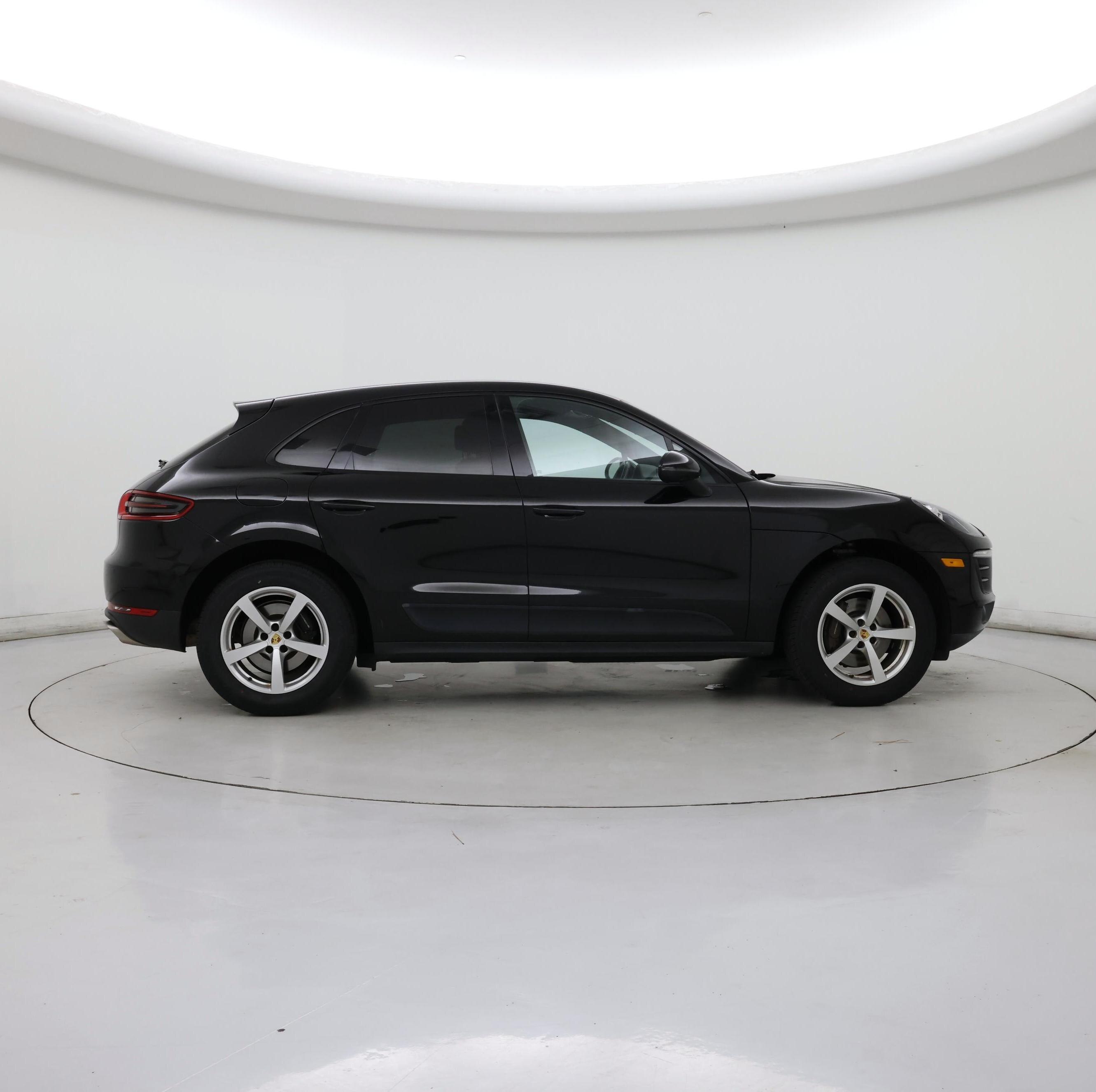 Thumbnail: 2018 Porsche Macan - 7