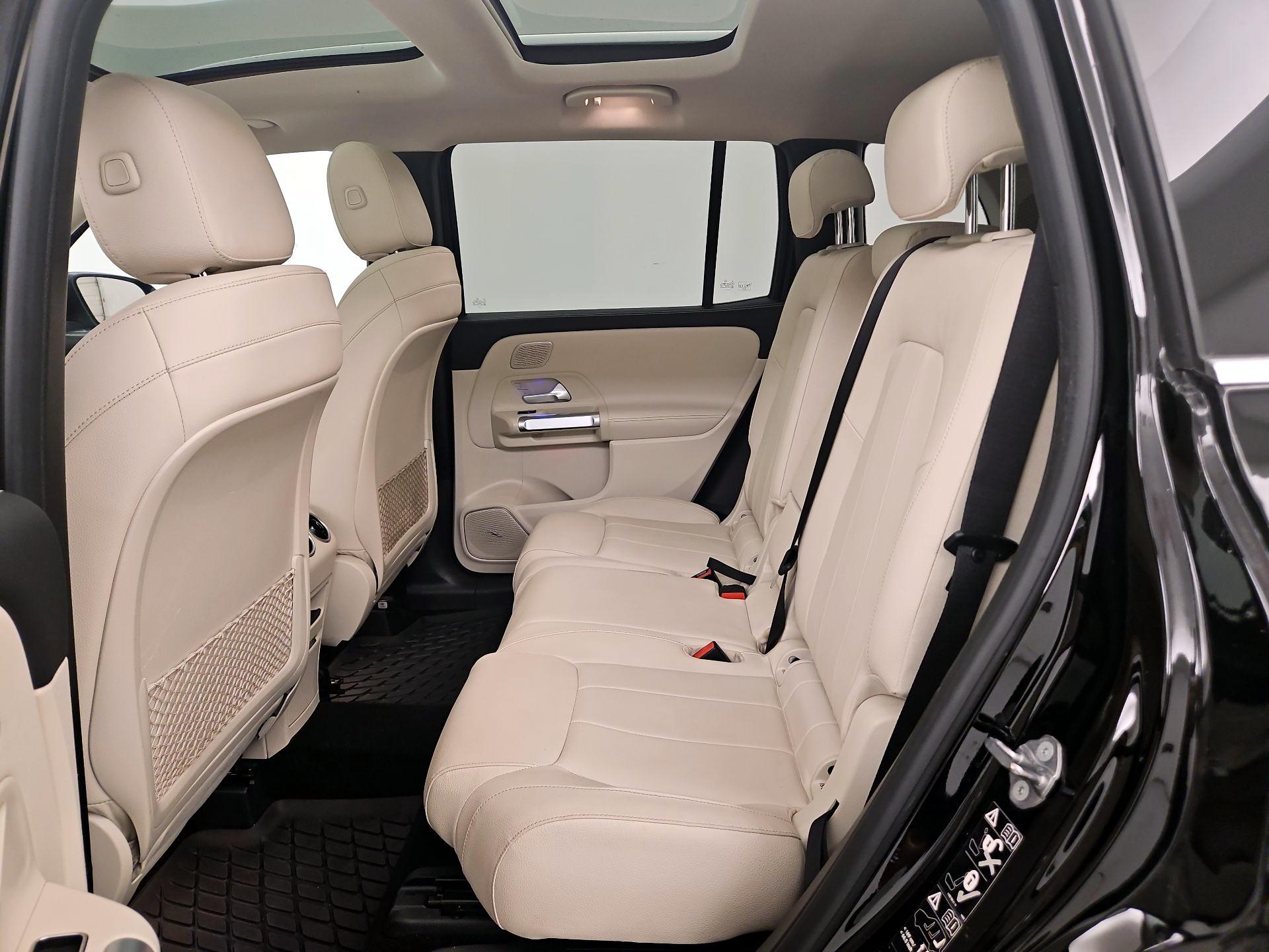 Thumbnail: 2021 Mercedes-Benz GLB - 20