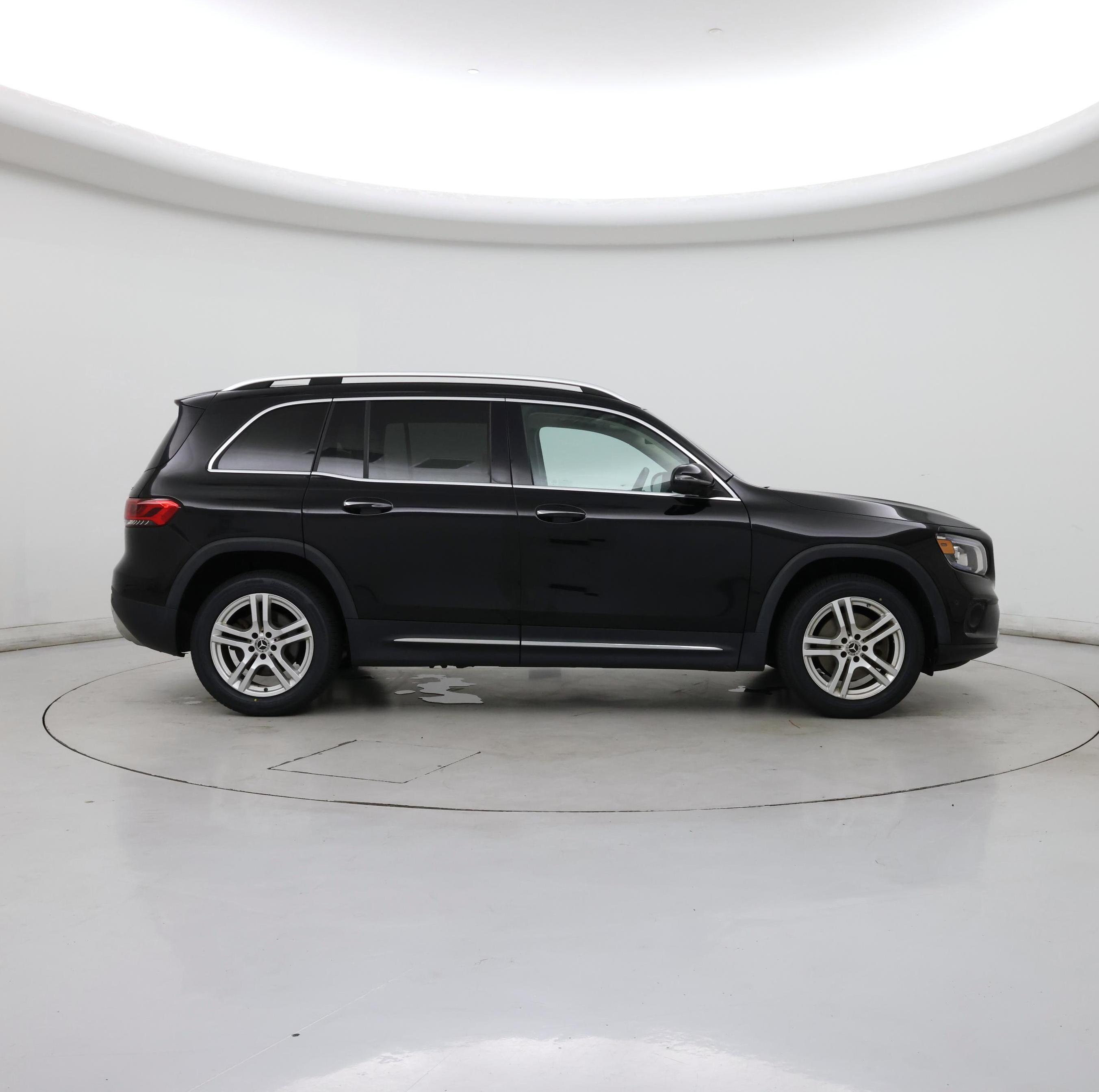 Thumbnail: 2021 Mercedes-Benz GLB - 7
