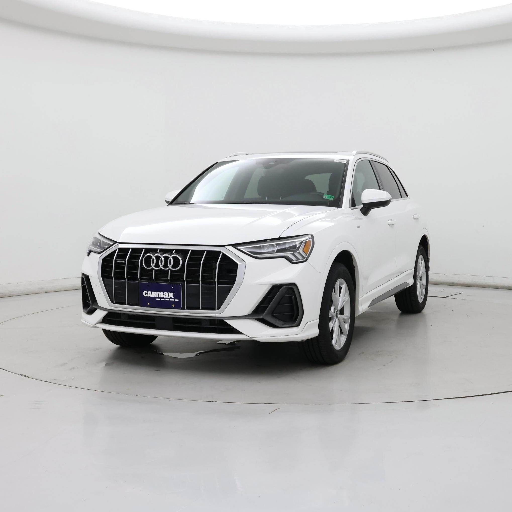 Thumbnail: 2023 Audi Q3 - 4