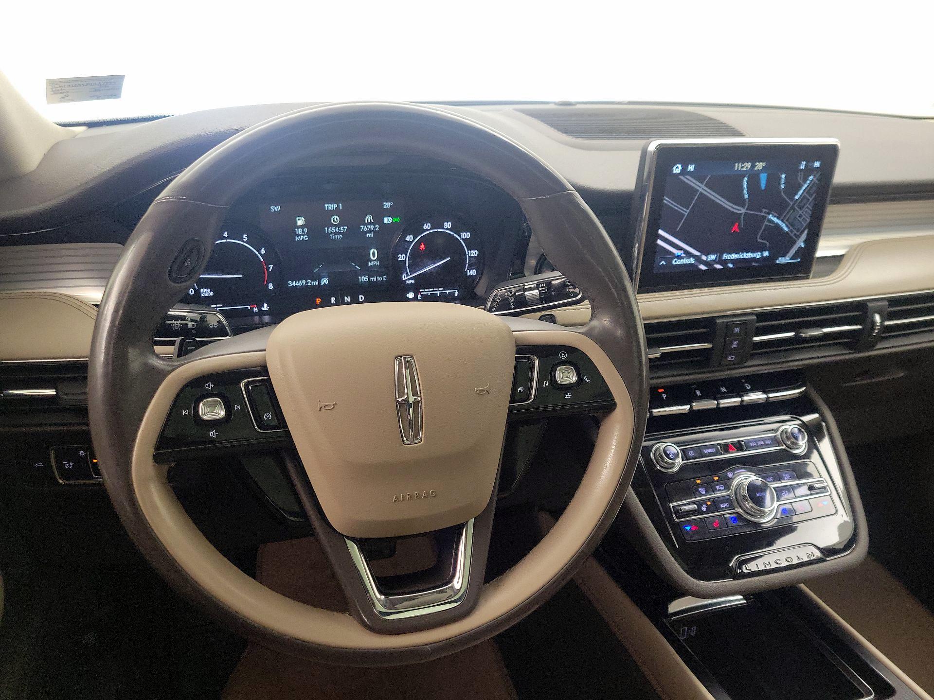 Thumbnail: 2021 Lincoln Corsair - 10