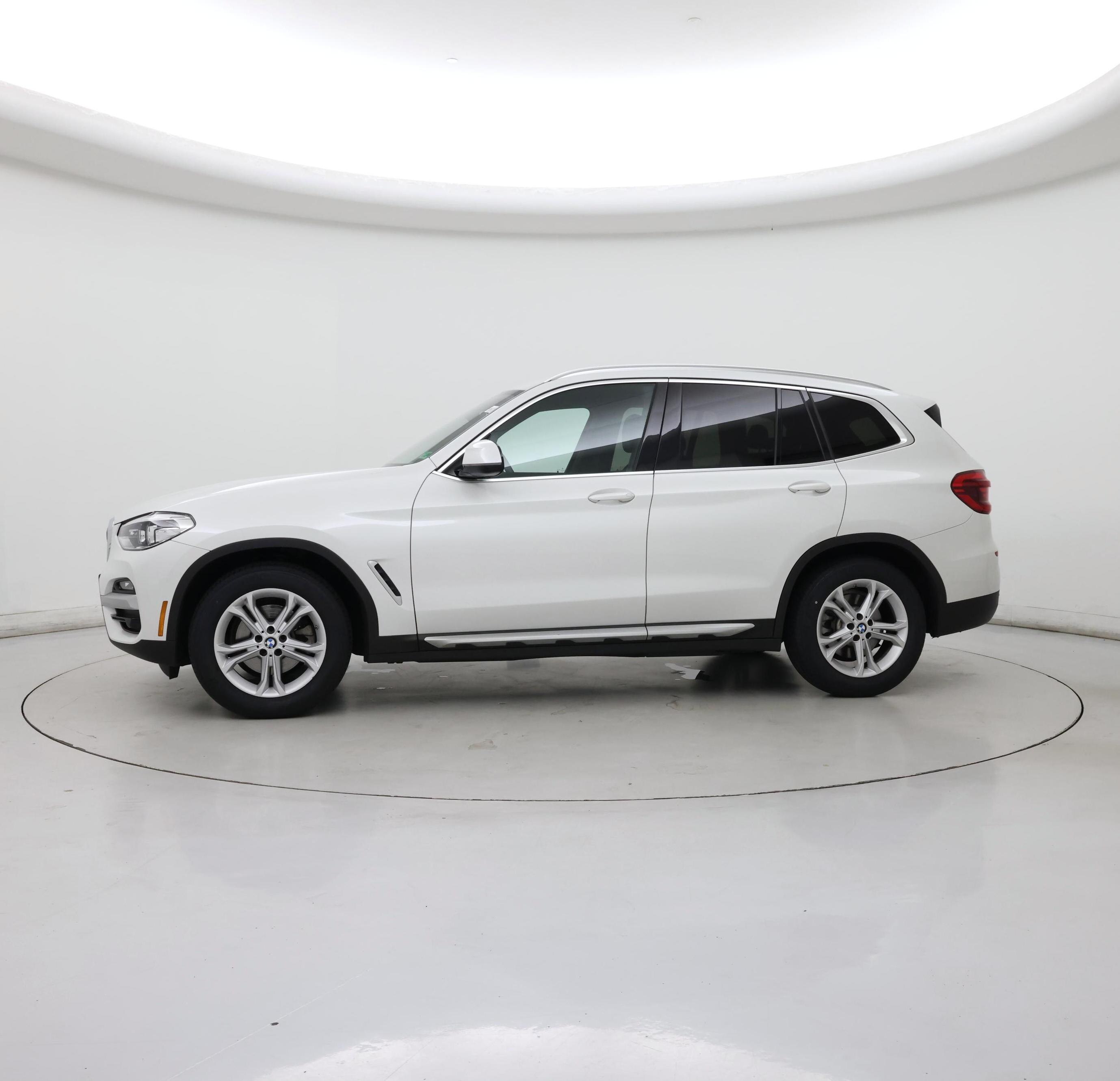 Thumbnail: 2021 BMW X3 - 3