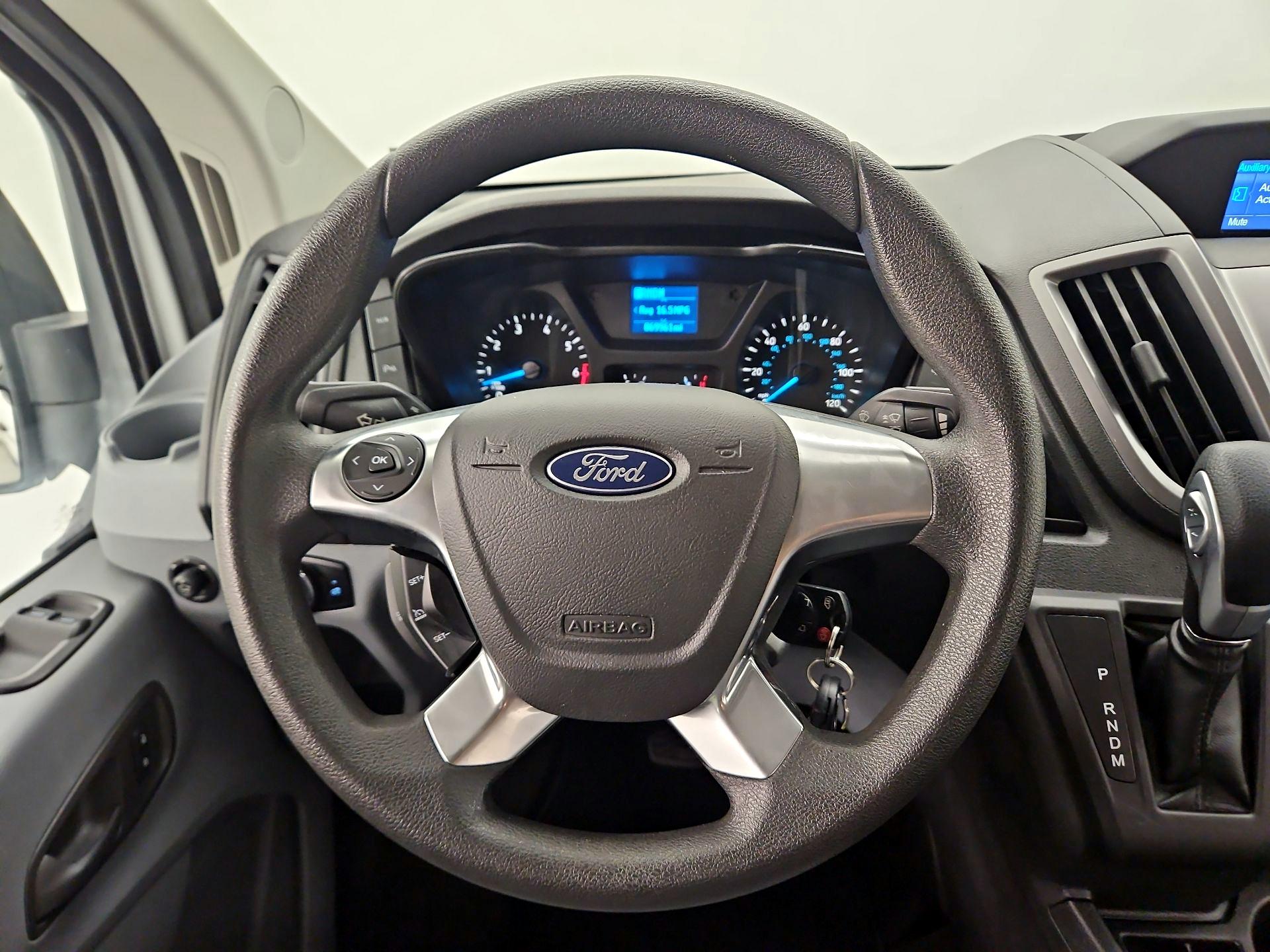 Thumbnail: 2016 Ford Transit Series - 10