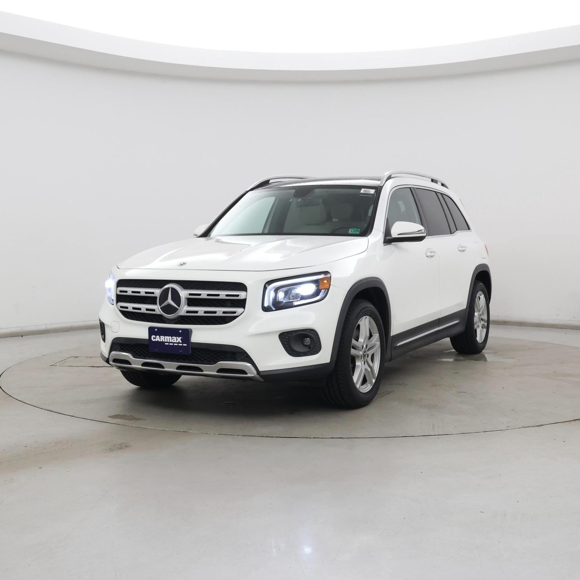 Thumbnail: 2021 Mercedes-Benz GLB - 4