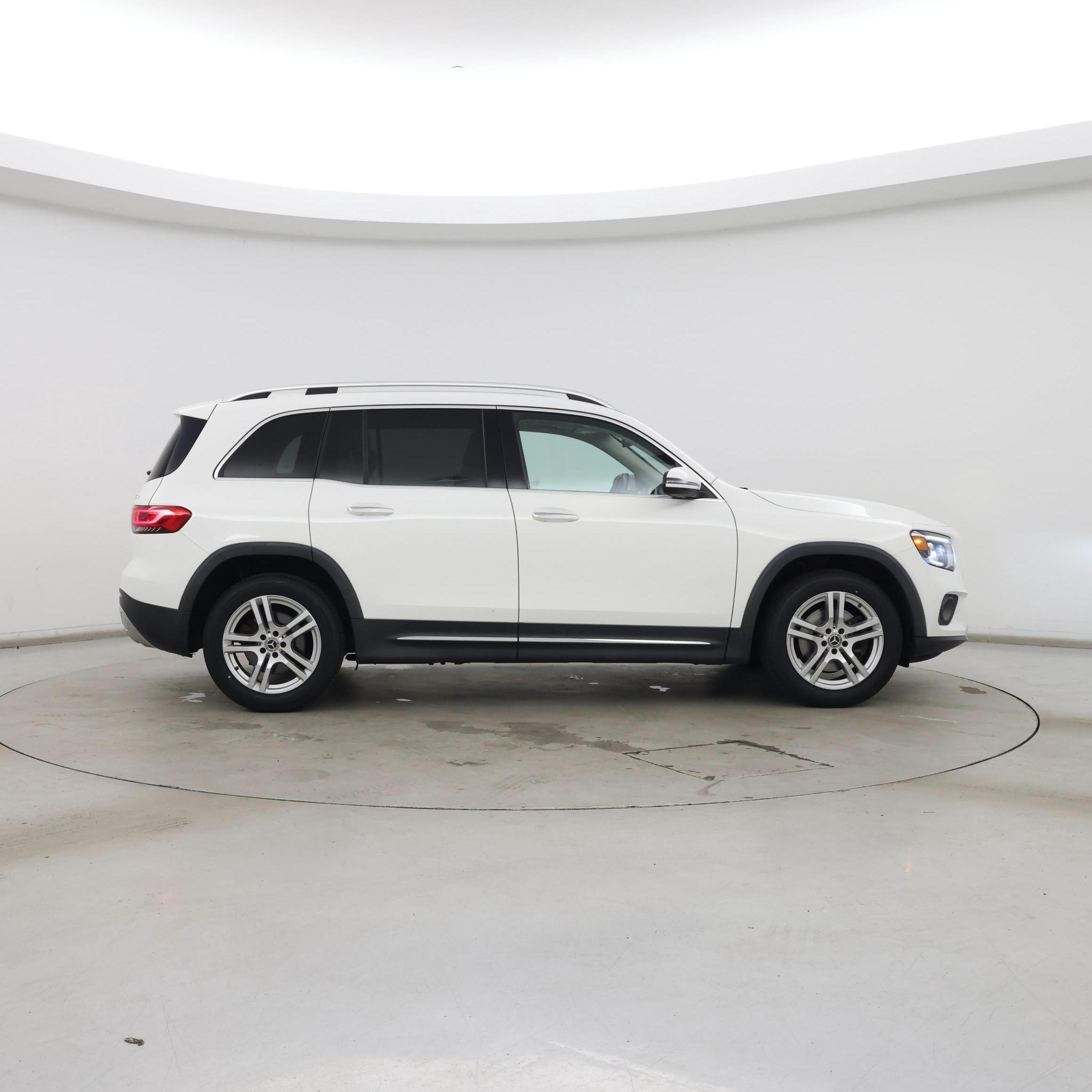 Thumbnail: 2021 Mercedes-Benz GLB - 7