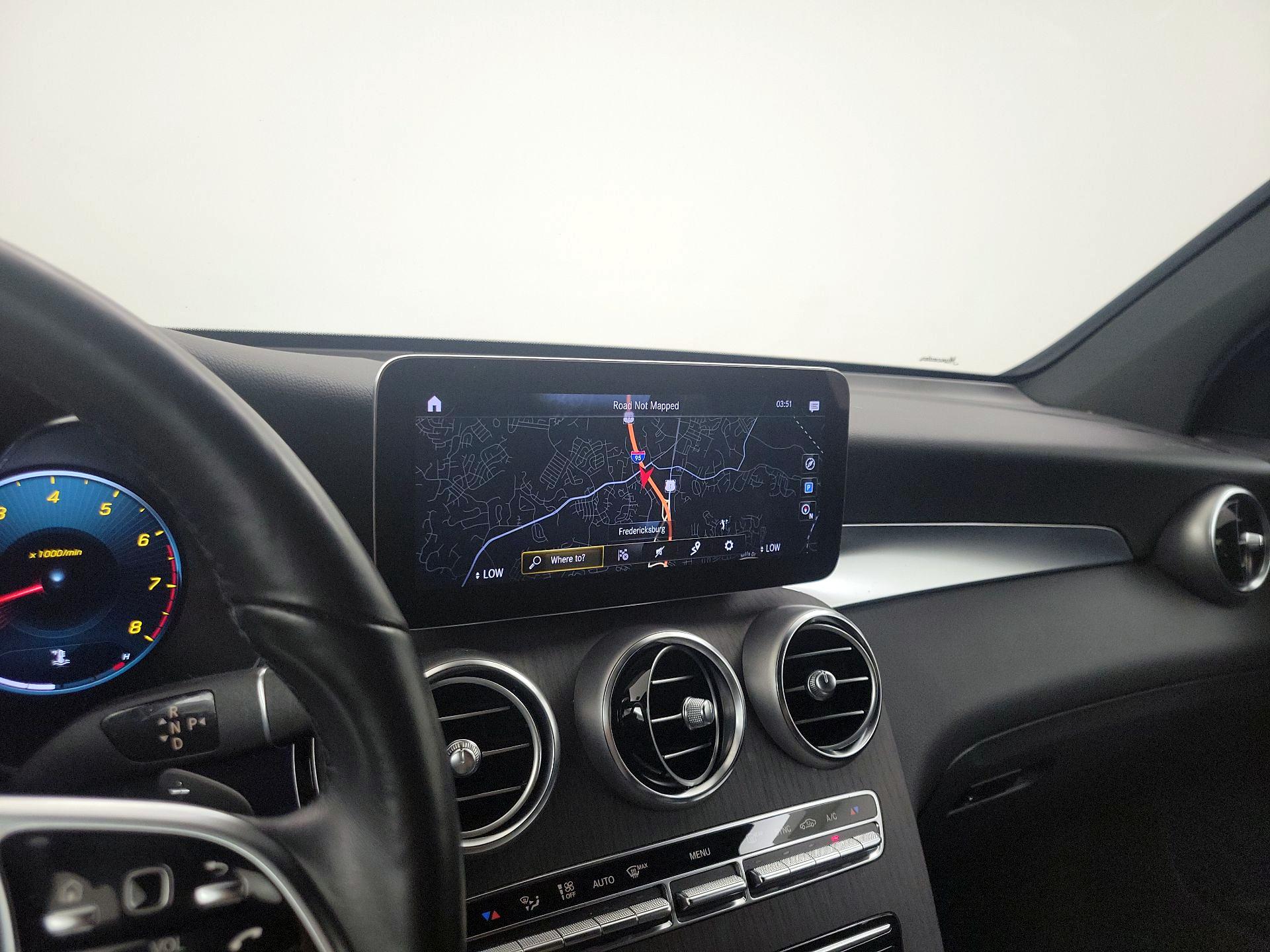 Thumbnail: 2022 Mercedes-Benz GLC - 14