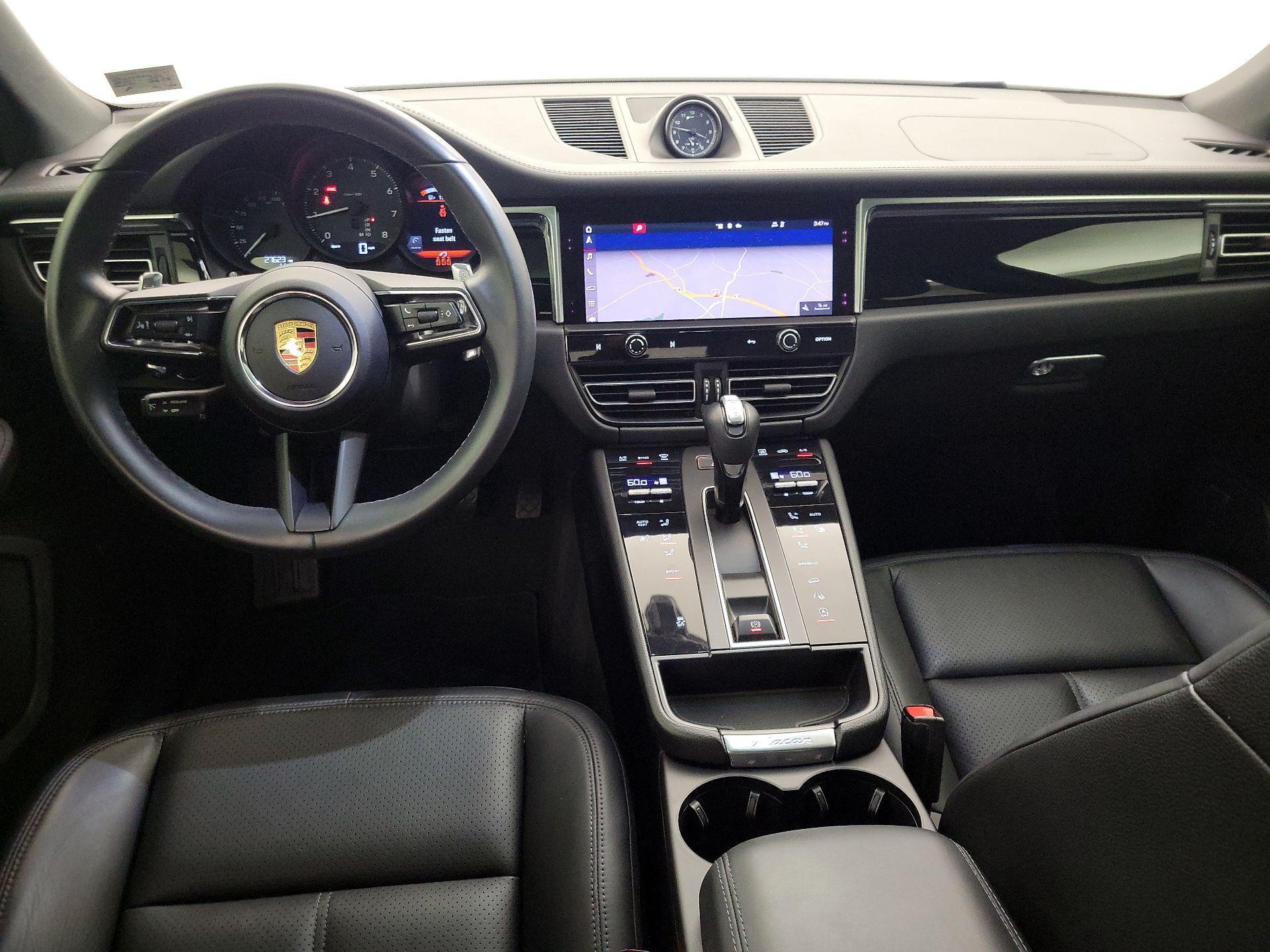 Thumbnail: 2022 Porsche Macan - 9