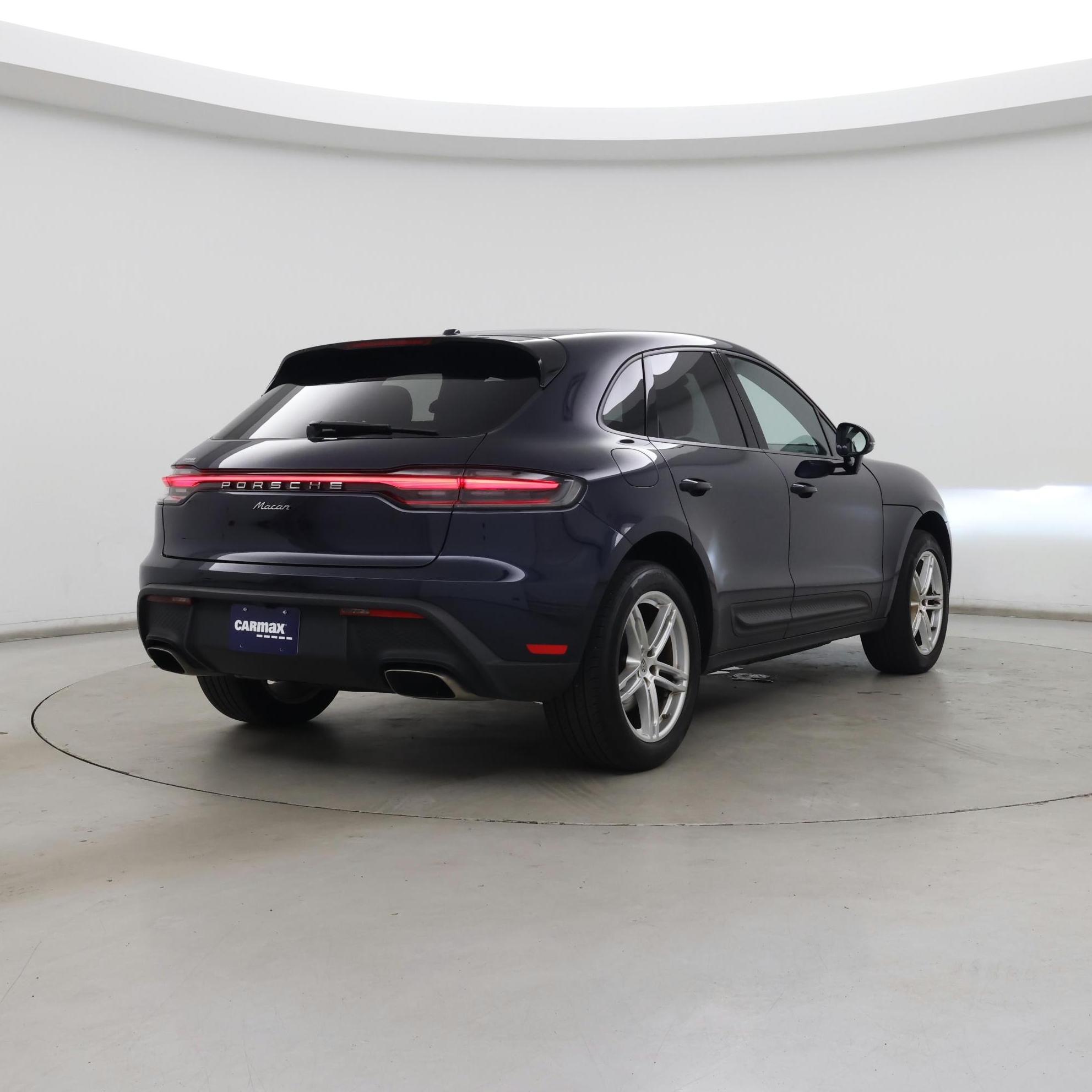 Thumbnail: 2022 Porsche Macan - 8