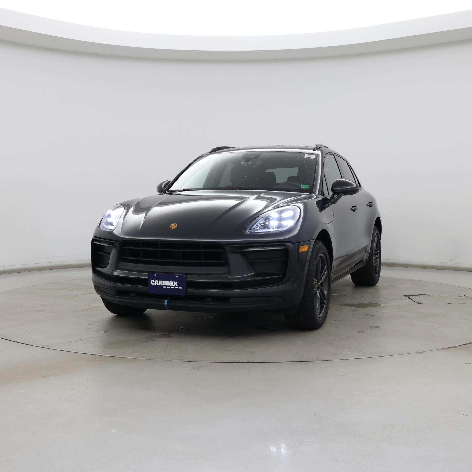 Thumbnail: 2022 Porsche Macan - 4