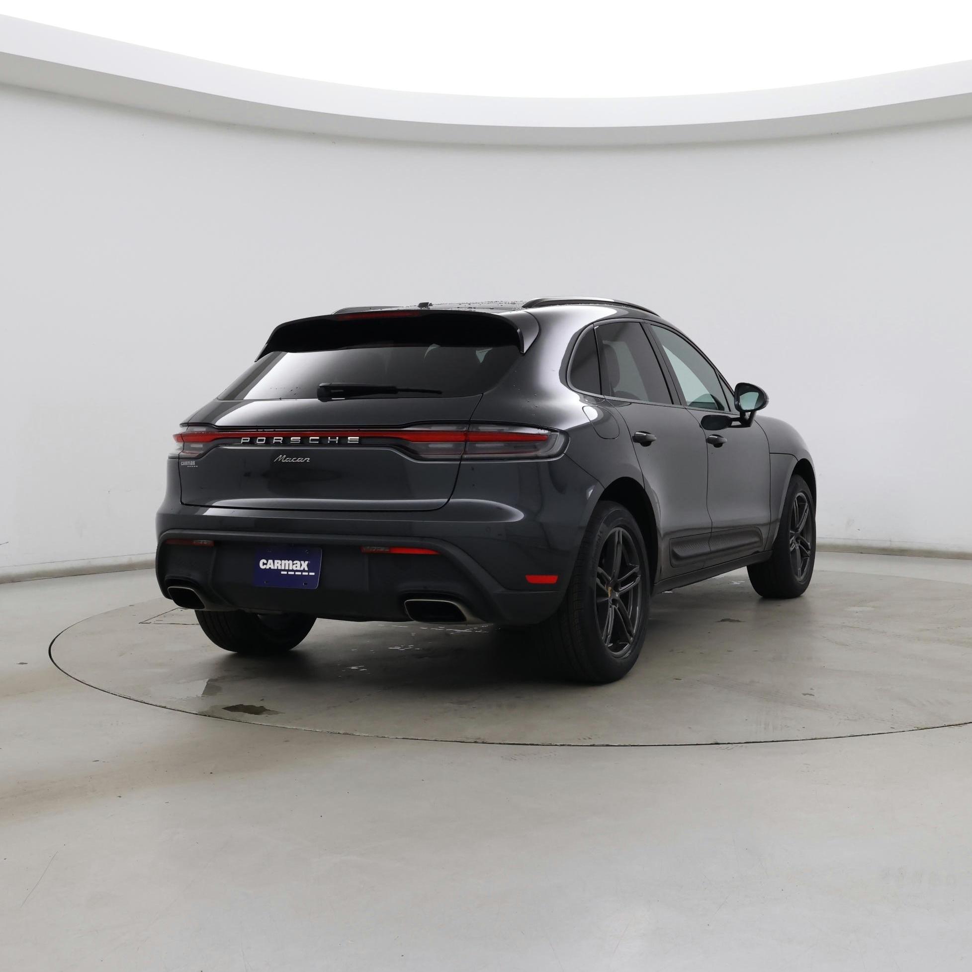 Thumbnail: 2022 Porsche Macan - 8