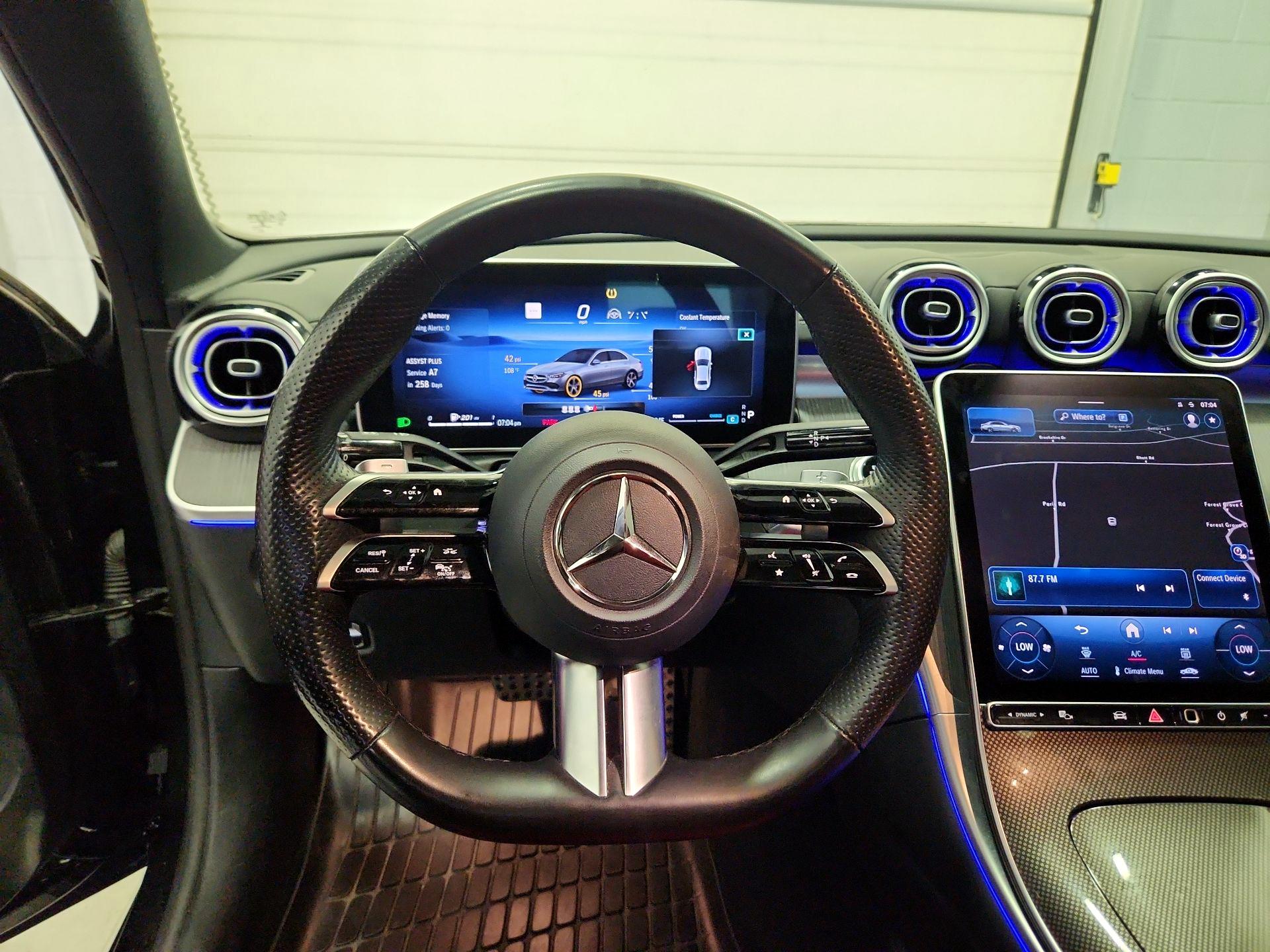 Thumbnail: 2023 Mercedes-Benz C-Class - 10