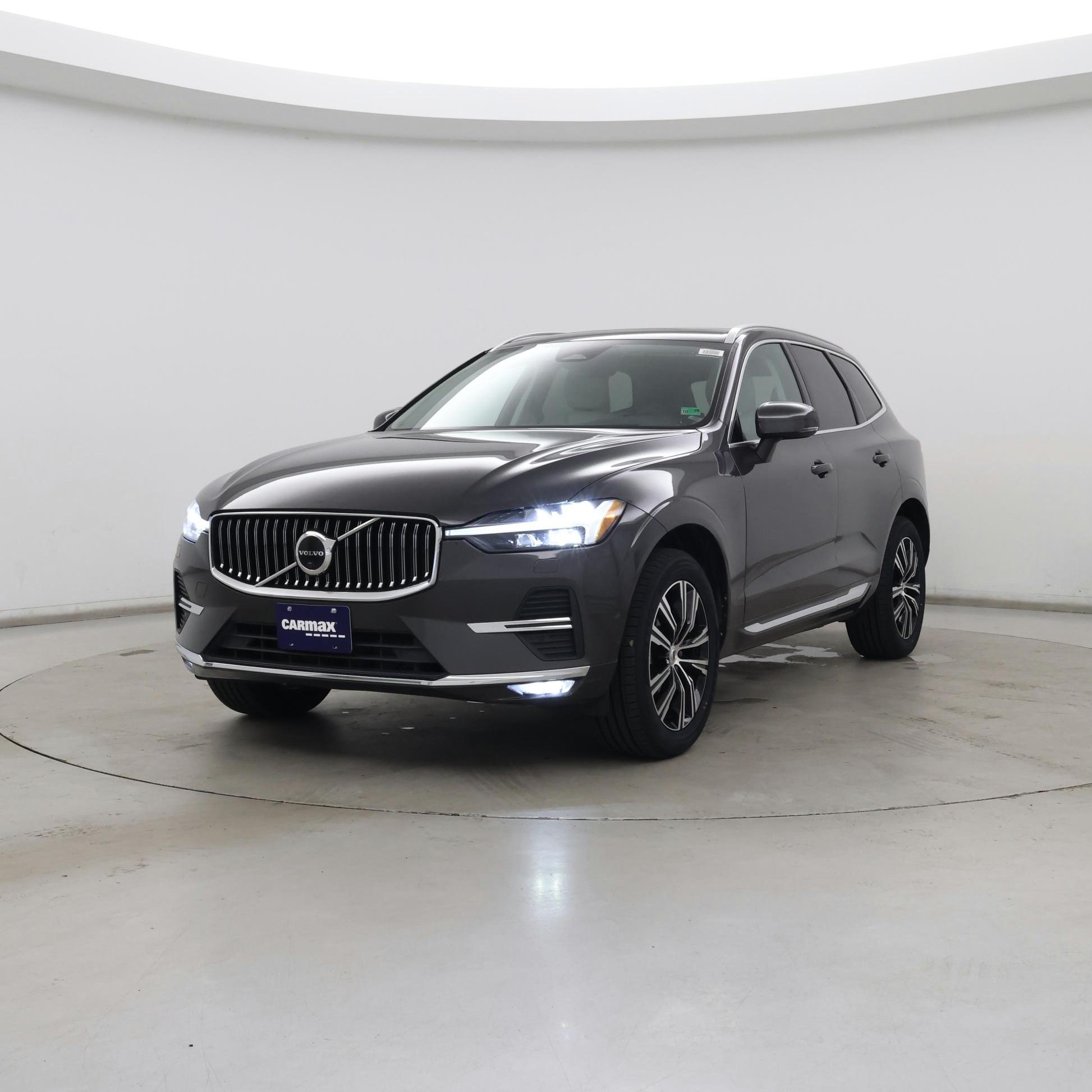 Thumbnail: 2022 Volvo XC60 - 4