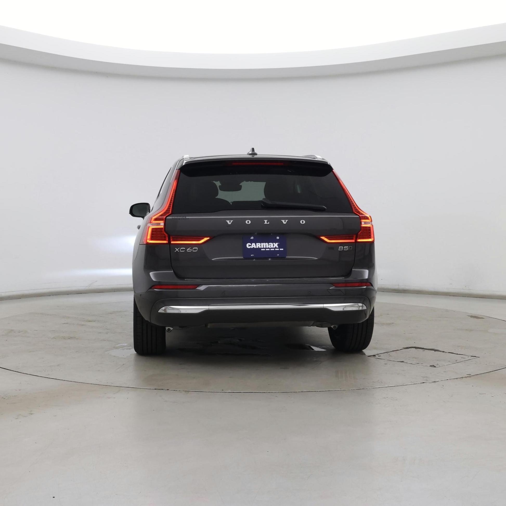 Thumbnail: 2022 Volvo XC60 - 6