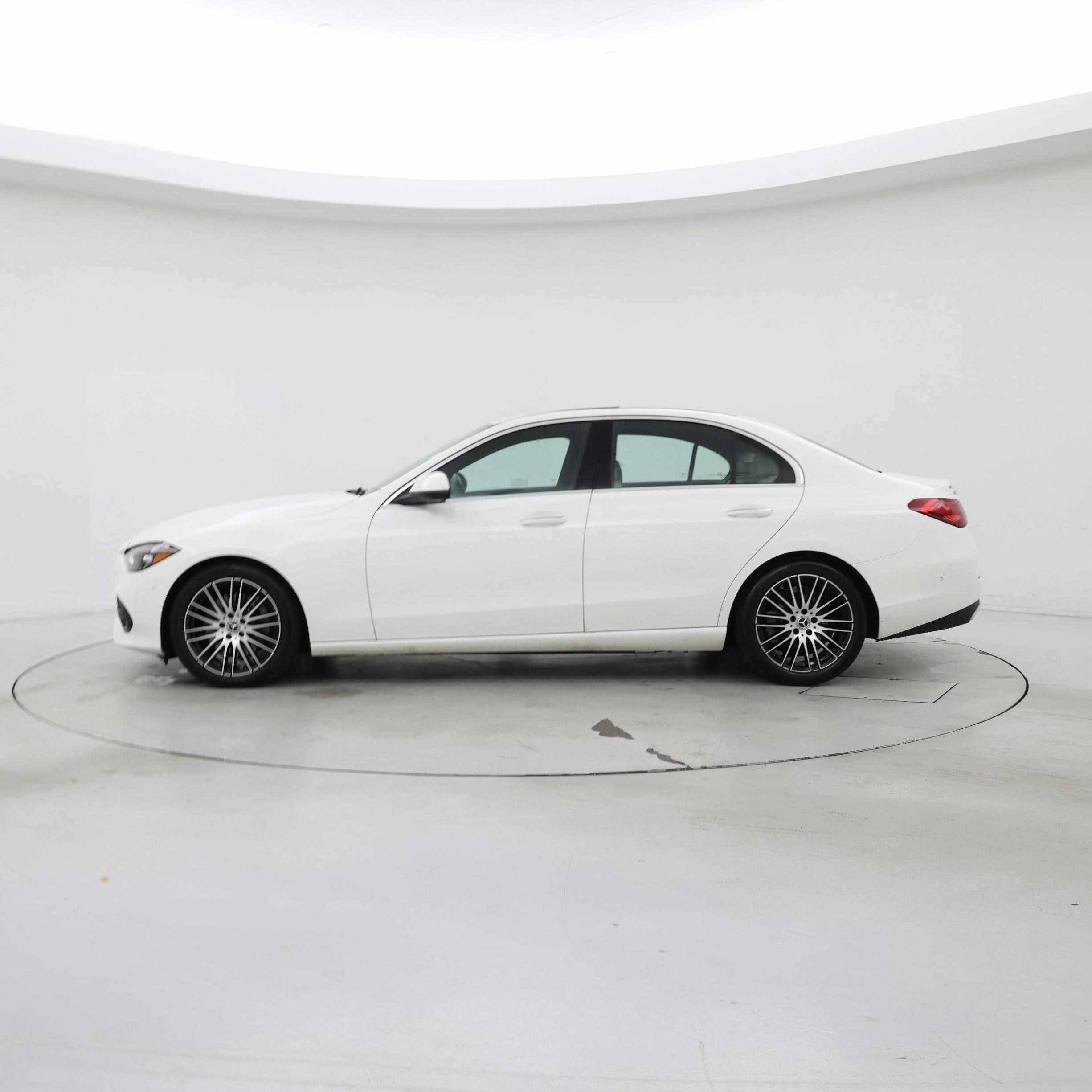 Thumbnail: 2024 Mercedes-Benz C-Class - 3
