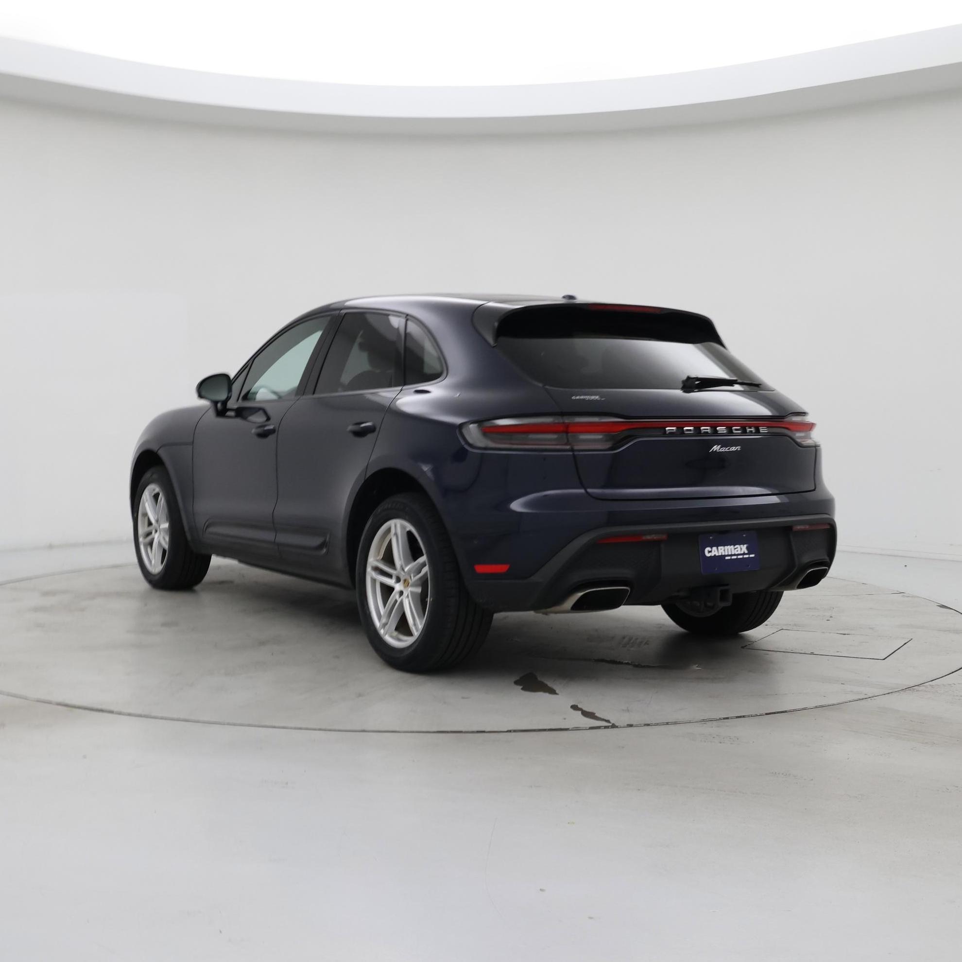 Thumbnail: 2022 Porsche Macan - 2