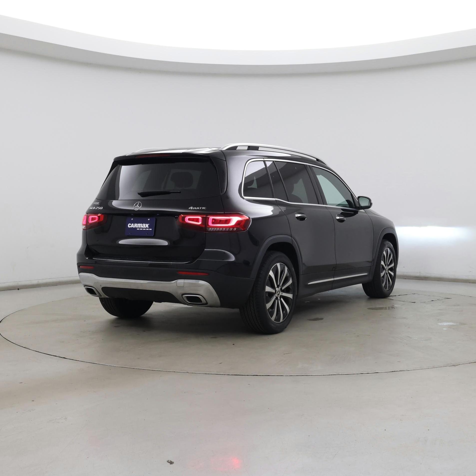 Thumbnail: 2022 Mercedes-Benz GLB - 8