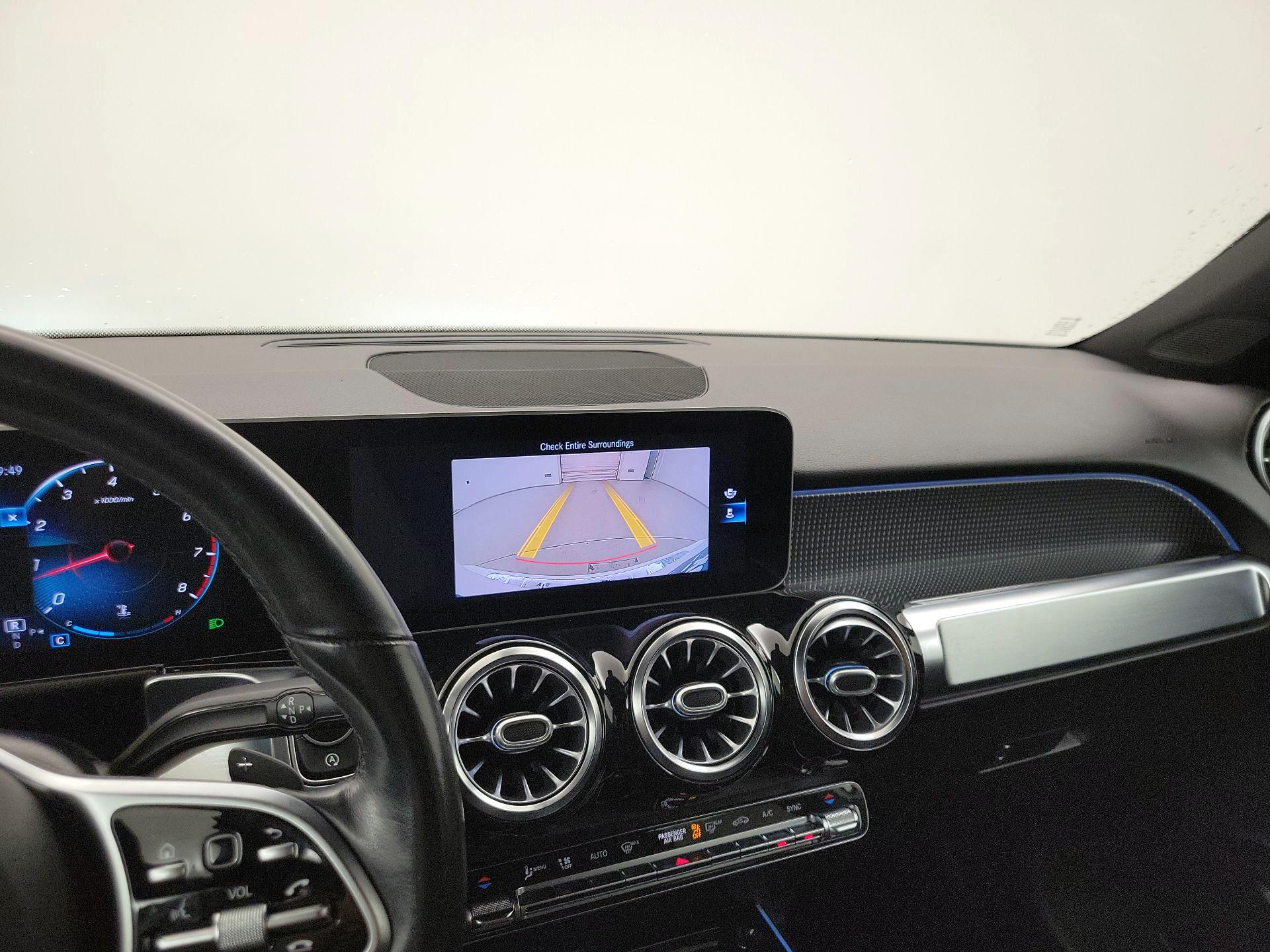 Thumbnail: 2021 Mercedes-Benz GLB - 14
