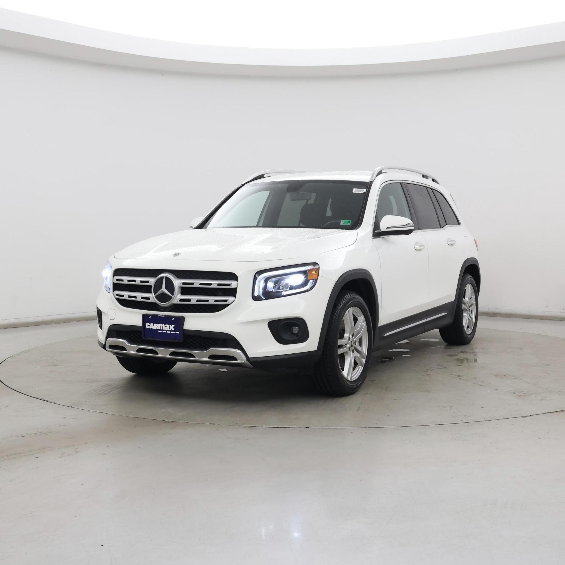 Thumbnail: 2021 Mercedes-Benz GLB - 4