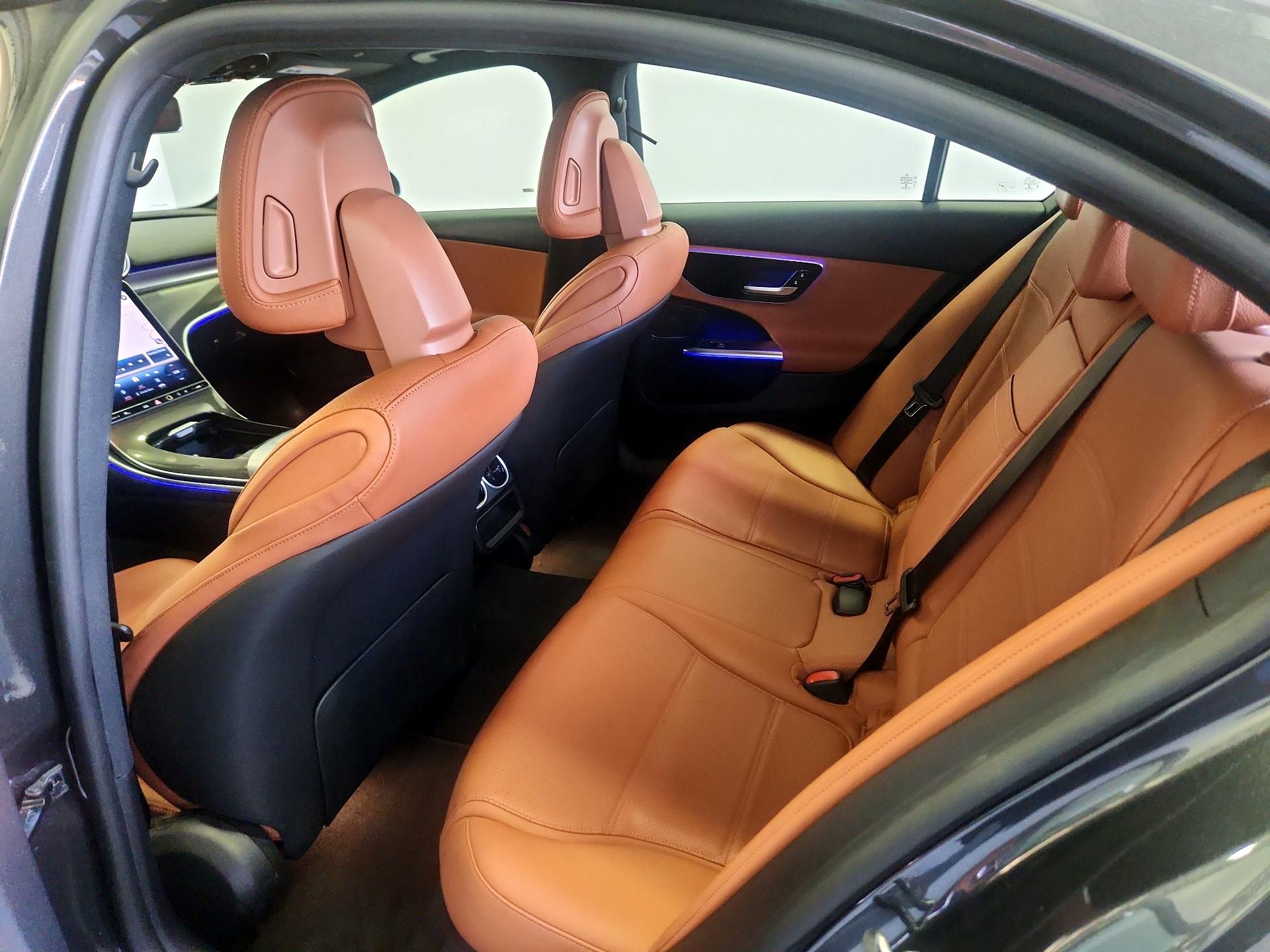 Thumbnail: 2022 Mercedes-Benz C-Class - 20