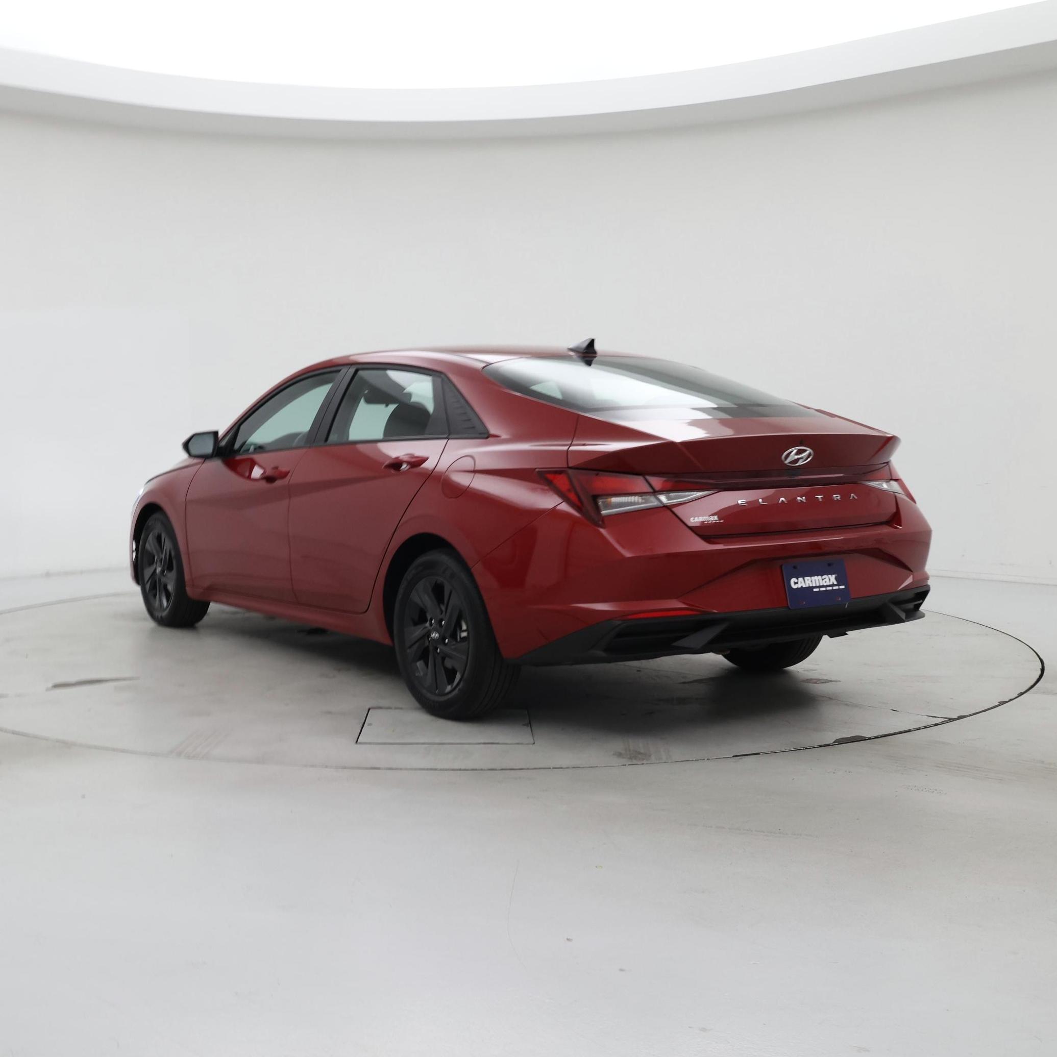Thumbnail: 2023 Hyundai Elantra - 2