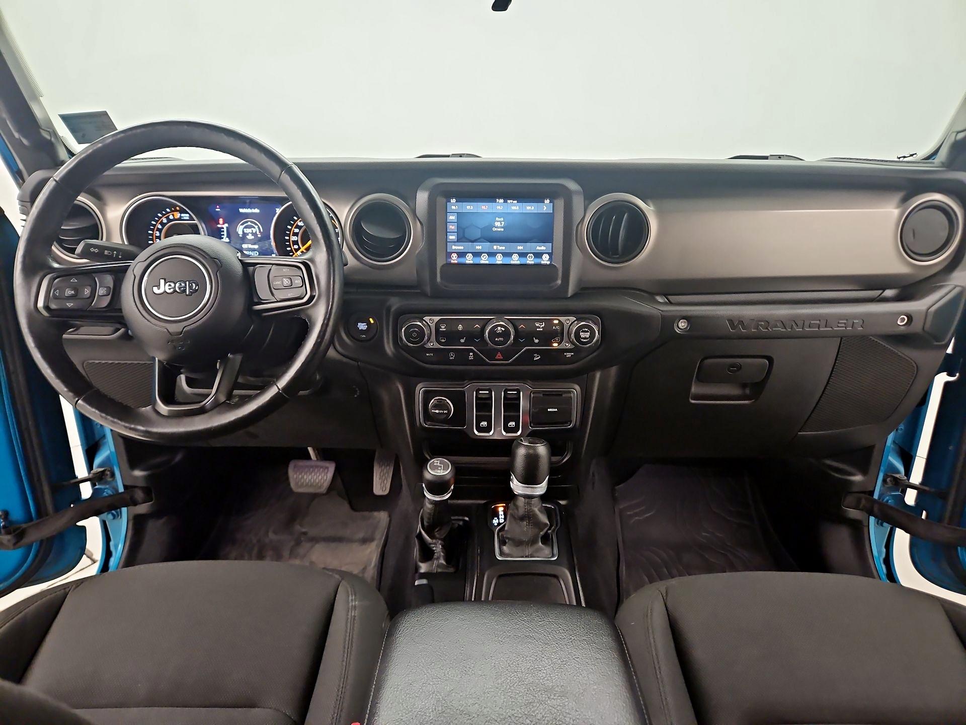 Thumbnail: 2020 Jeep Wrangler - 9