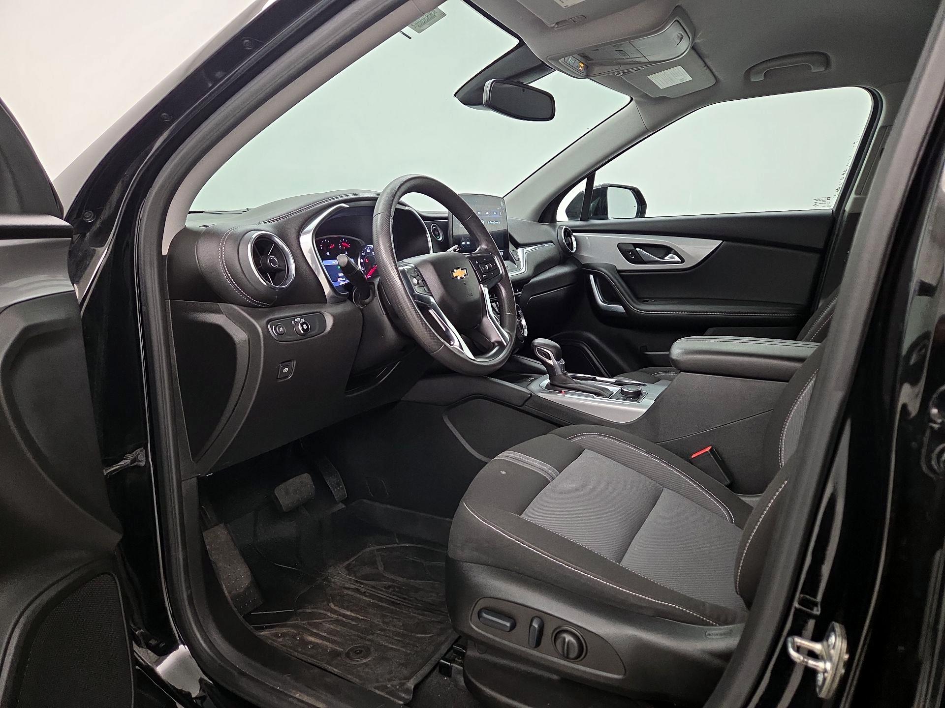 Thumbnail: 2023 Chevrolet Blazer - 11