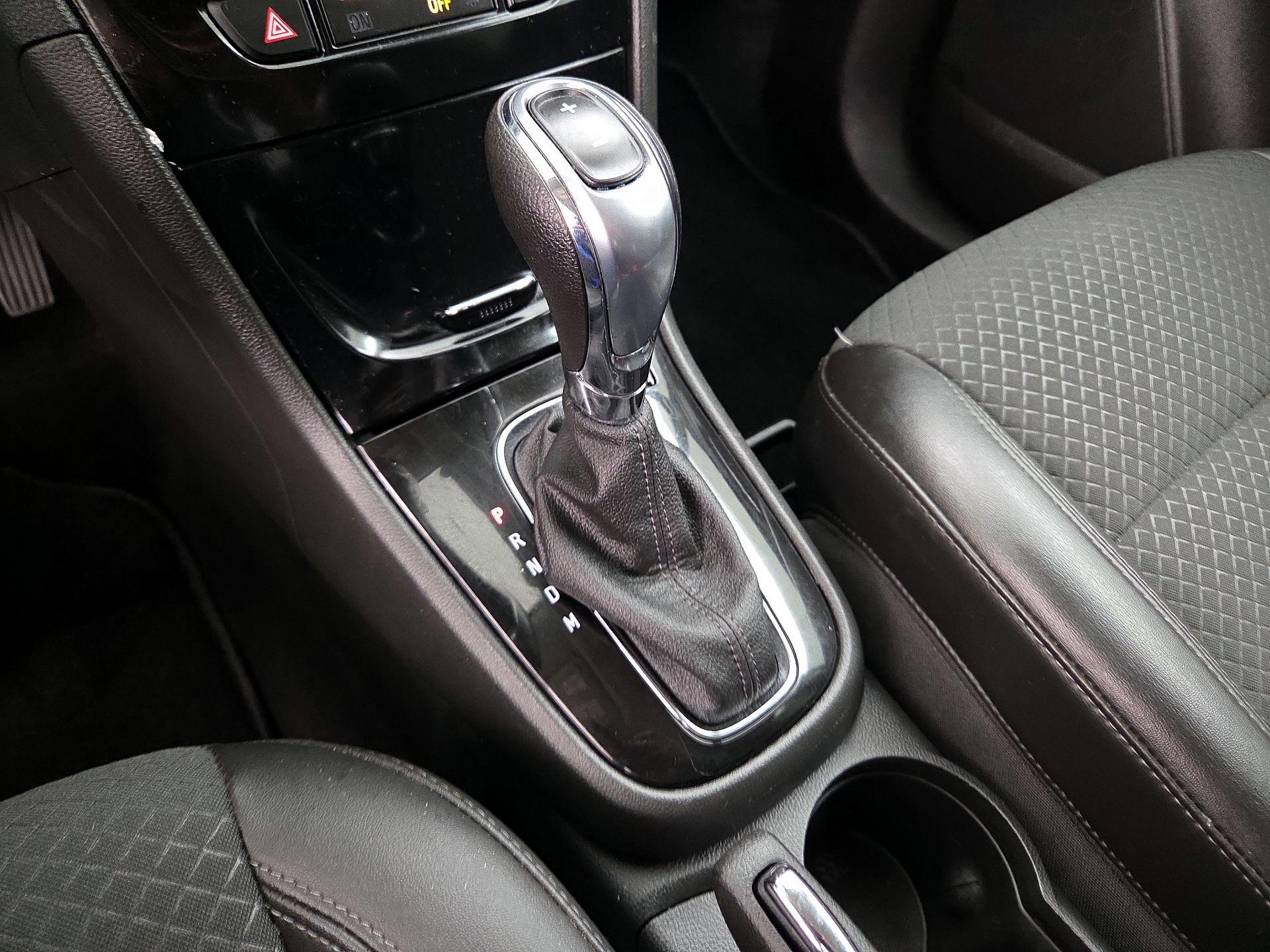 Thumbnail: 2022 Buick Encore - 17