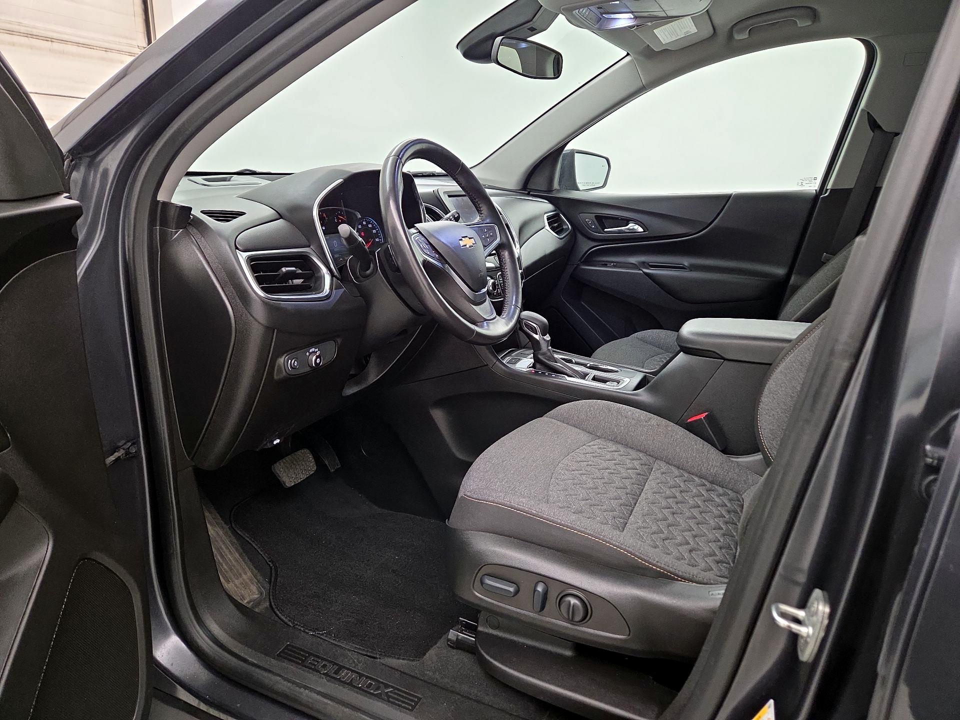 Thumbnail: 2022 Chevrolet Equinox - 11