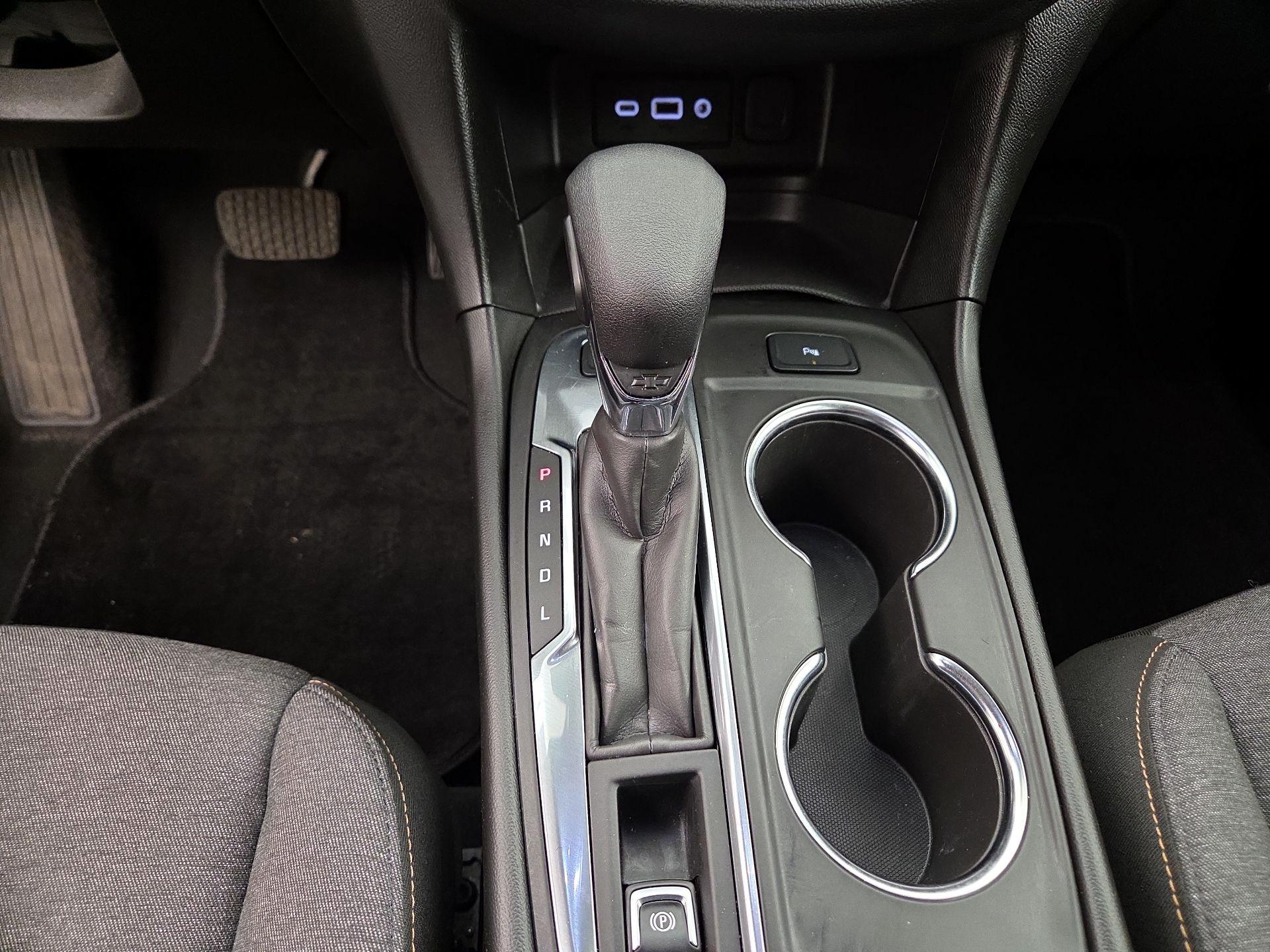 Thumbnail: 2022 Chevrolet Equinox - 17