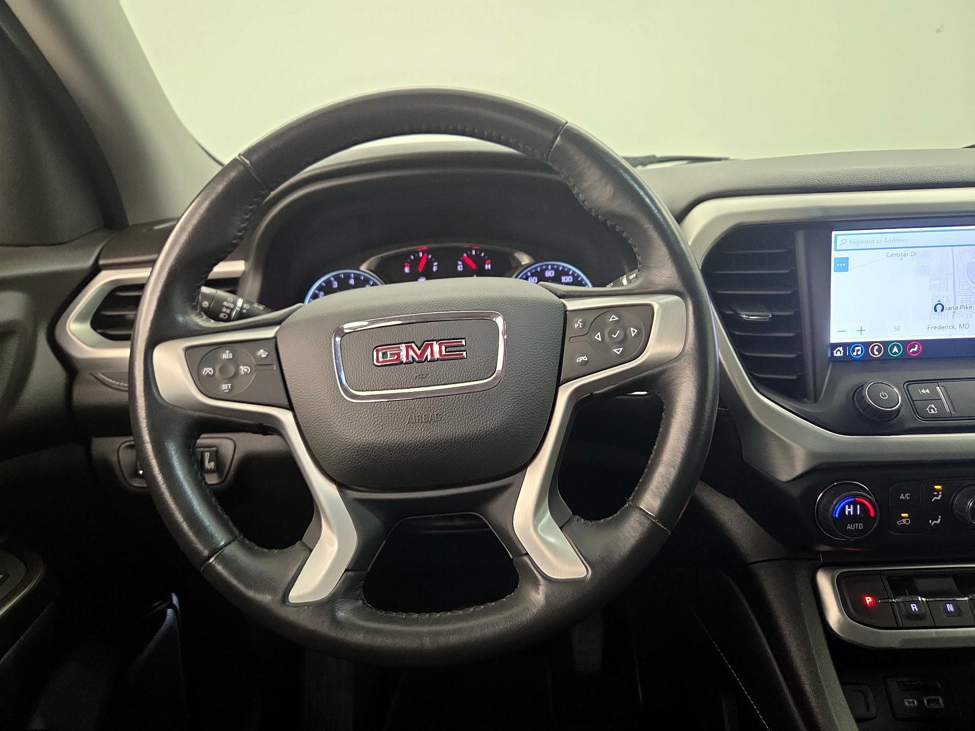 Thumbnail: 2022 GMC Acadia - 10