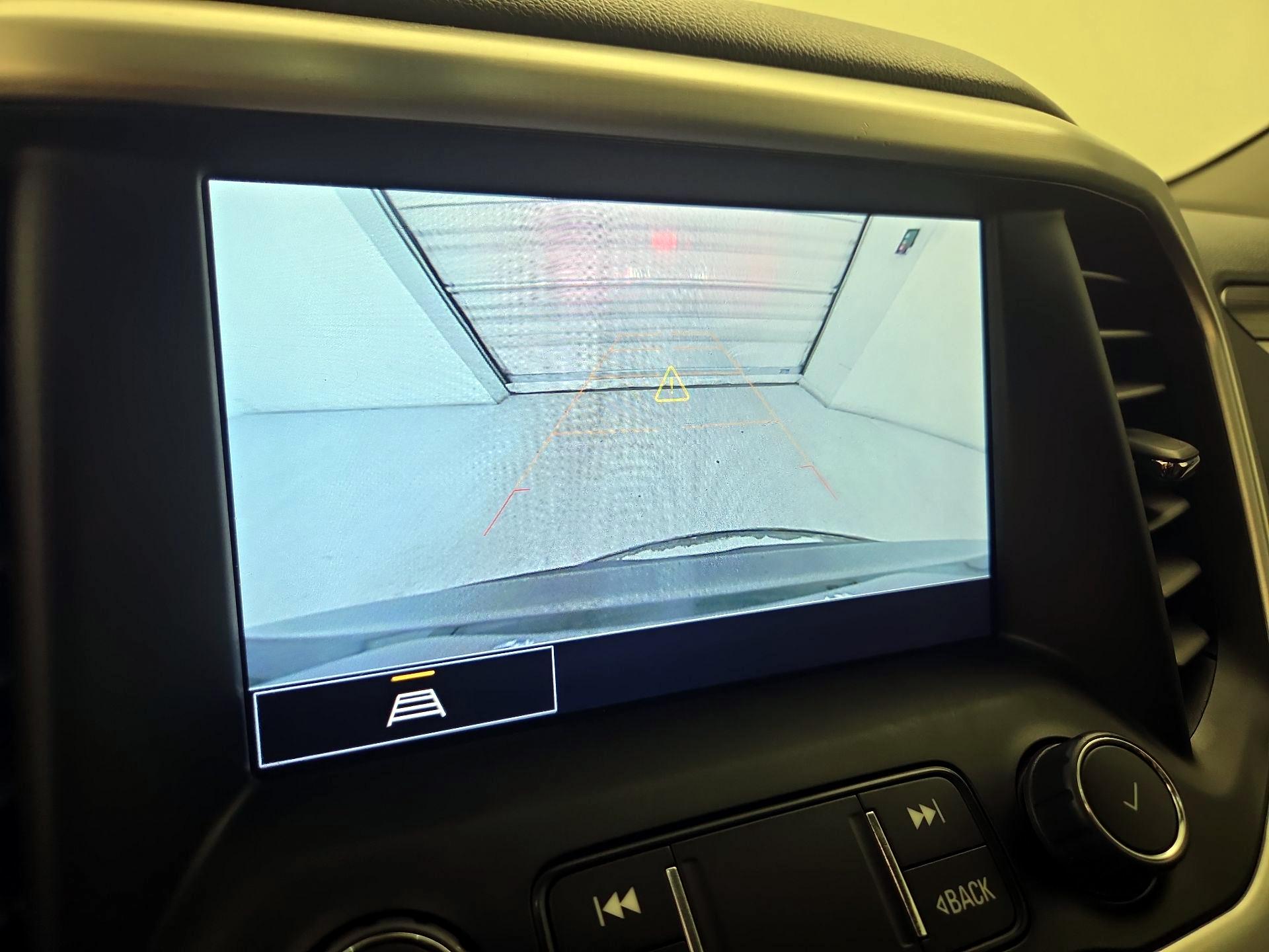 Thumbnail: 2022 GMC Acadia - 15