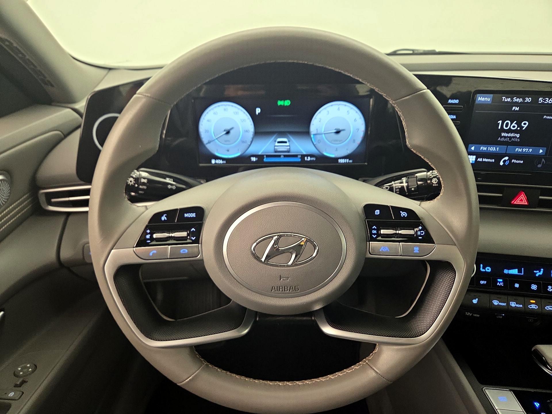 Thumbnail: 2022 Hyundai Elantra - 10