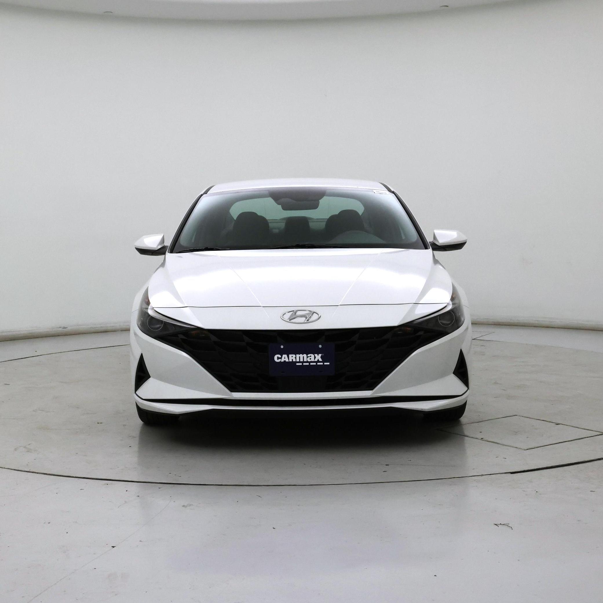 Thumbnail: 2022 Hyundai Elantra - 5