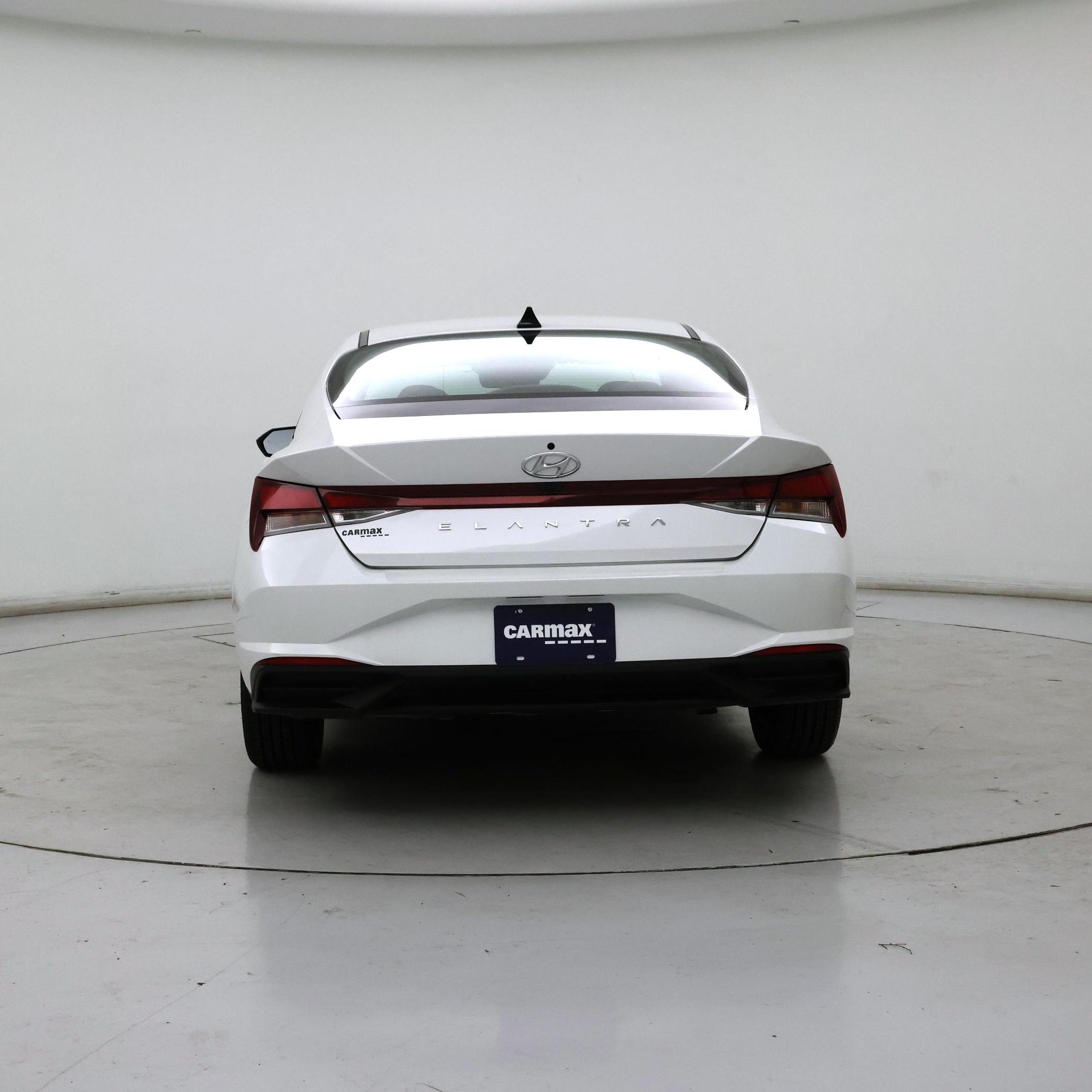 Thumbnail: 2022 Hyundai Elantra - 6