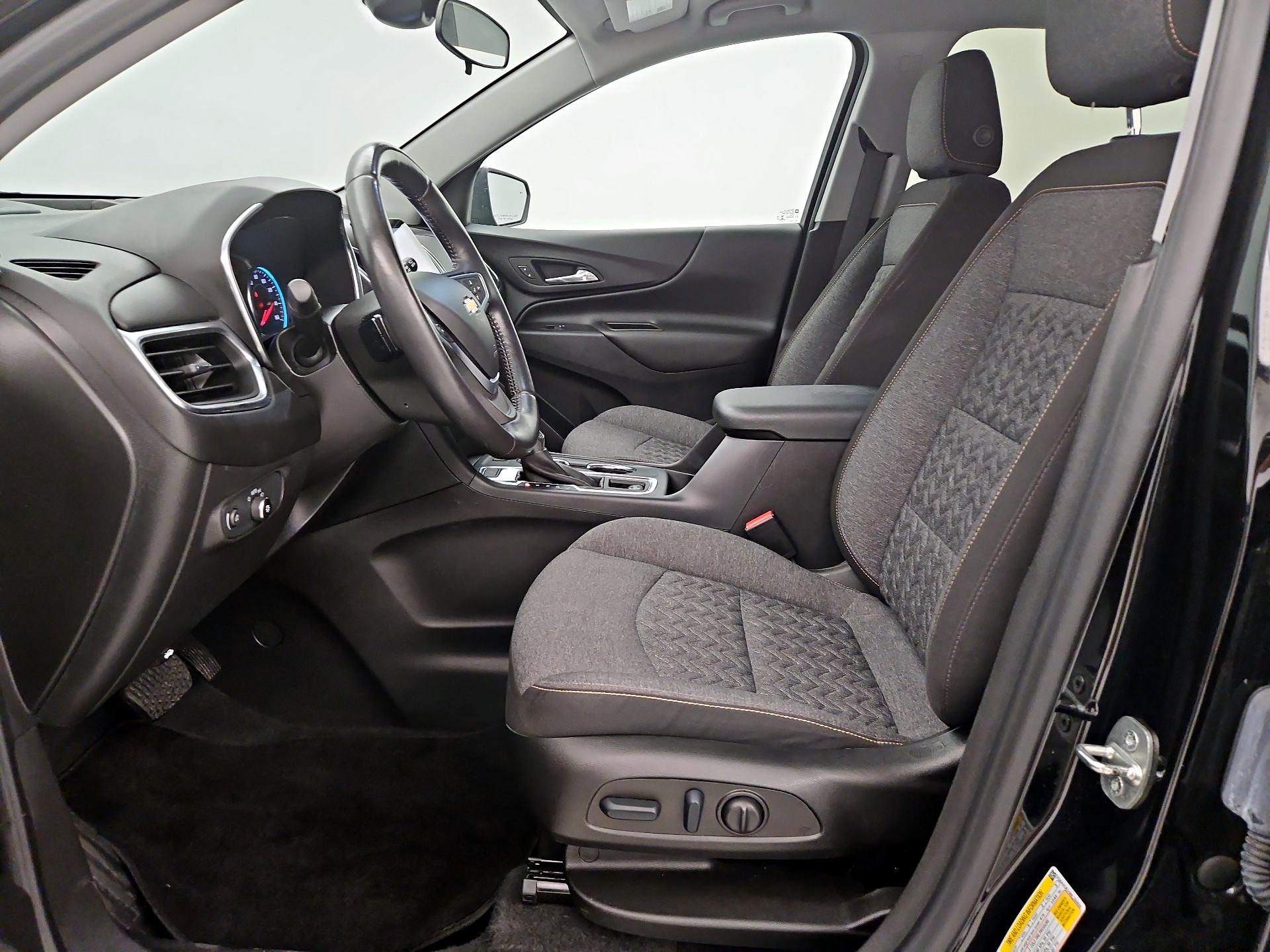 Thumbnail: 2022 Chevrolet Equinox - 11