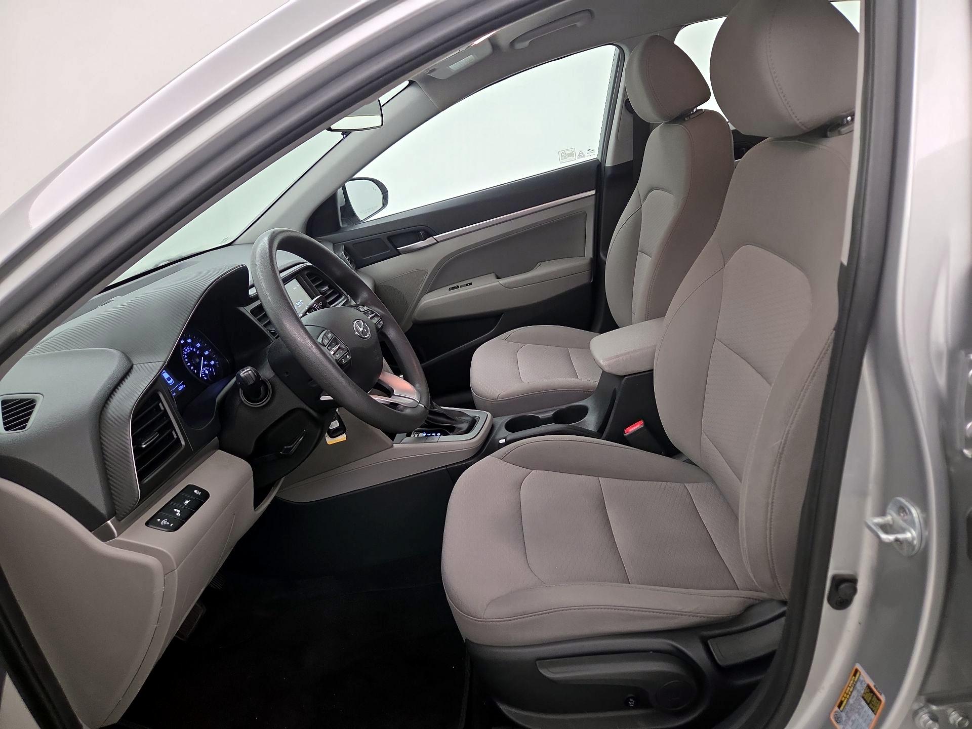 Thumbnail: 2020 Hyundai Elantra - 11