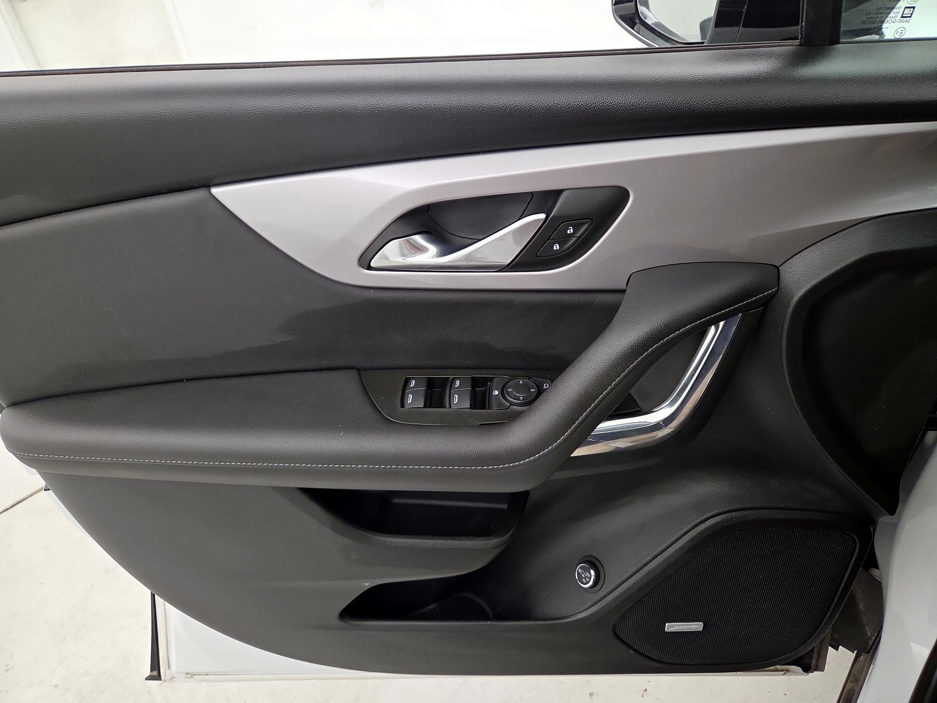 Thumbnail: 2022 Chevrolet Blazer - 12