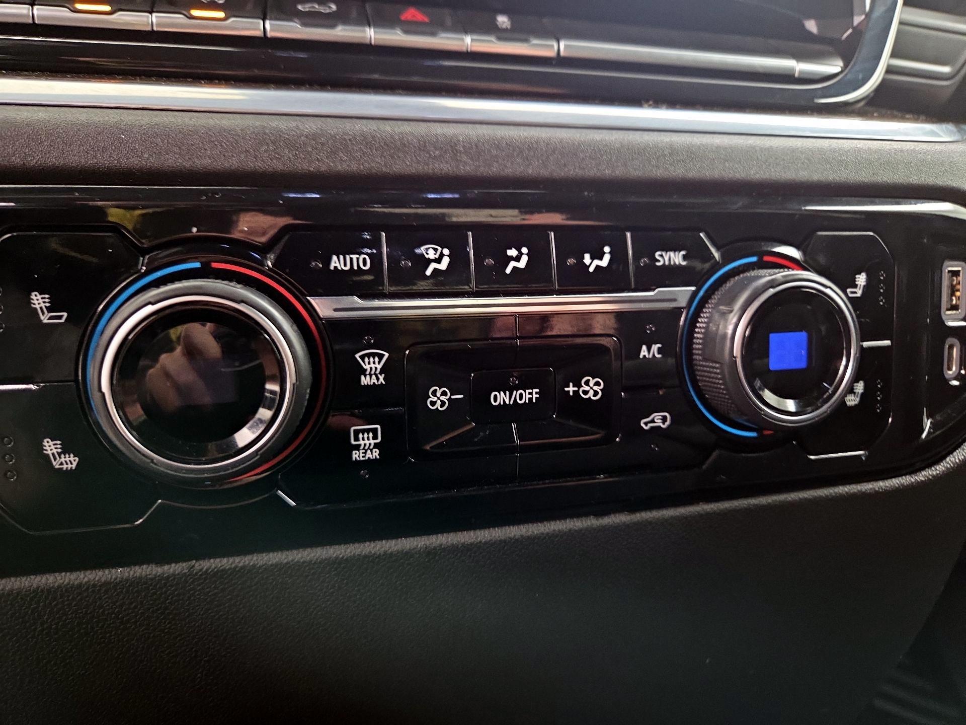 Thumbnail: 2022 Chevrolet Silverado 1500 - 17