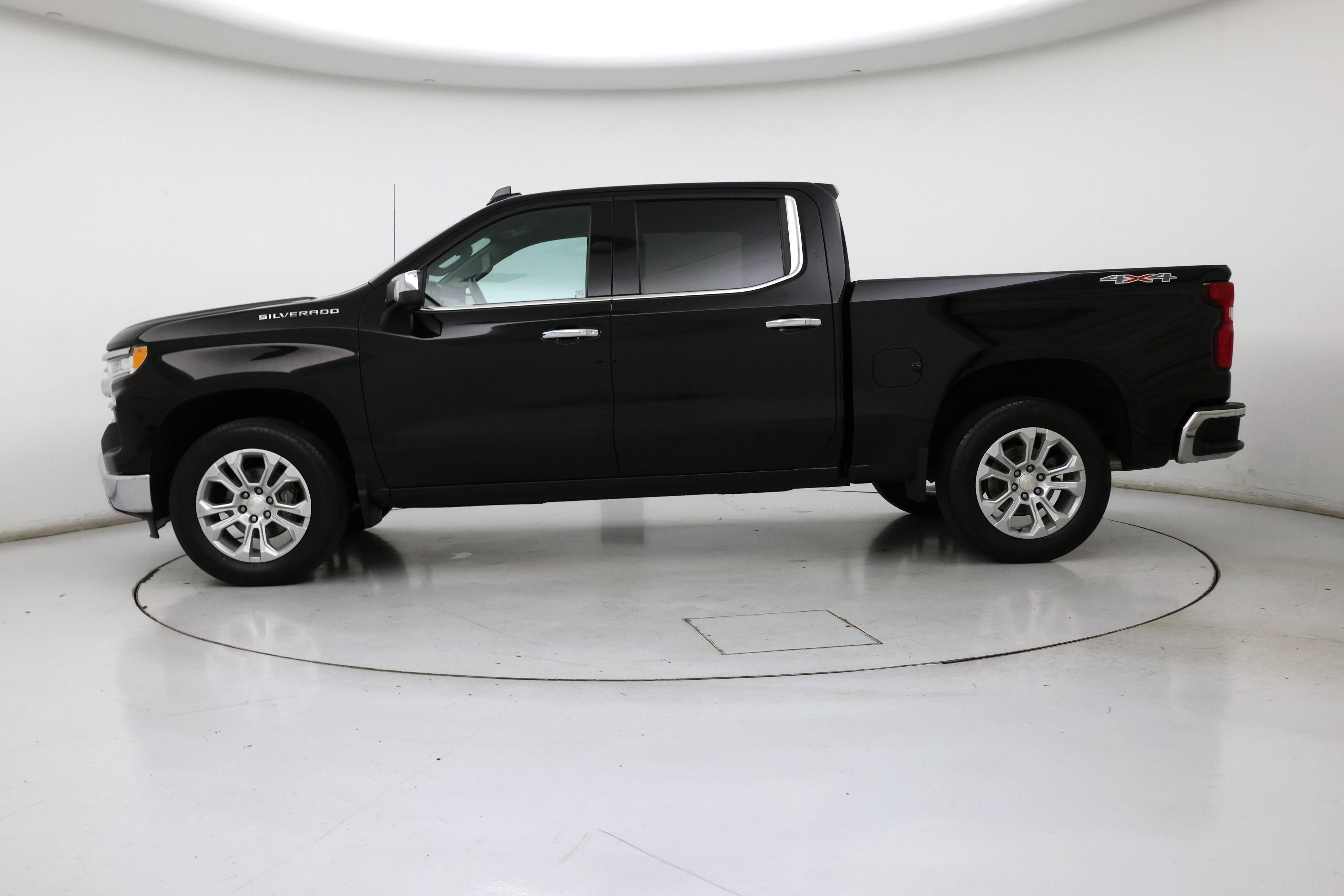 Thumbnail: 2022 Chevrolet Silverado 1500 - 3