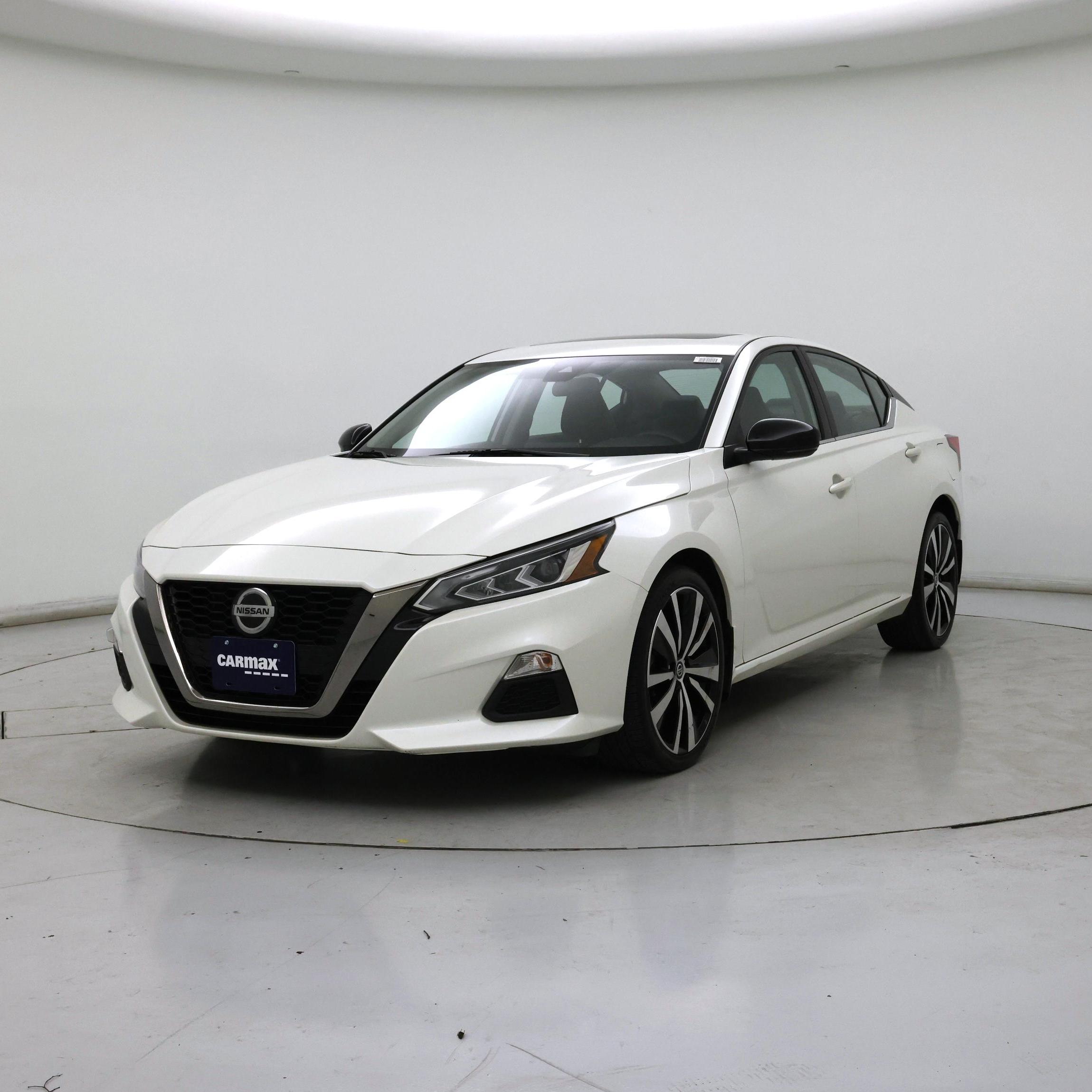 Thumbnail: 2020 Nissan Altima - 4