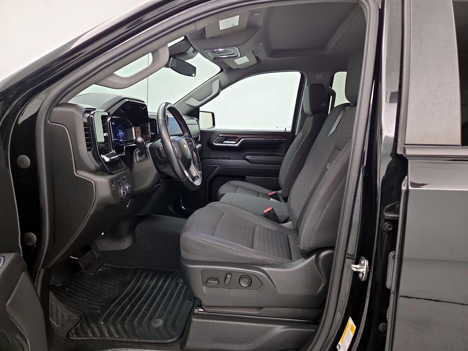 Thumbnail: 2023 Chevrolet Silverado 1500 - 11
