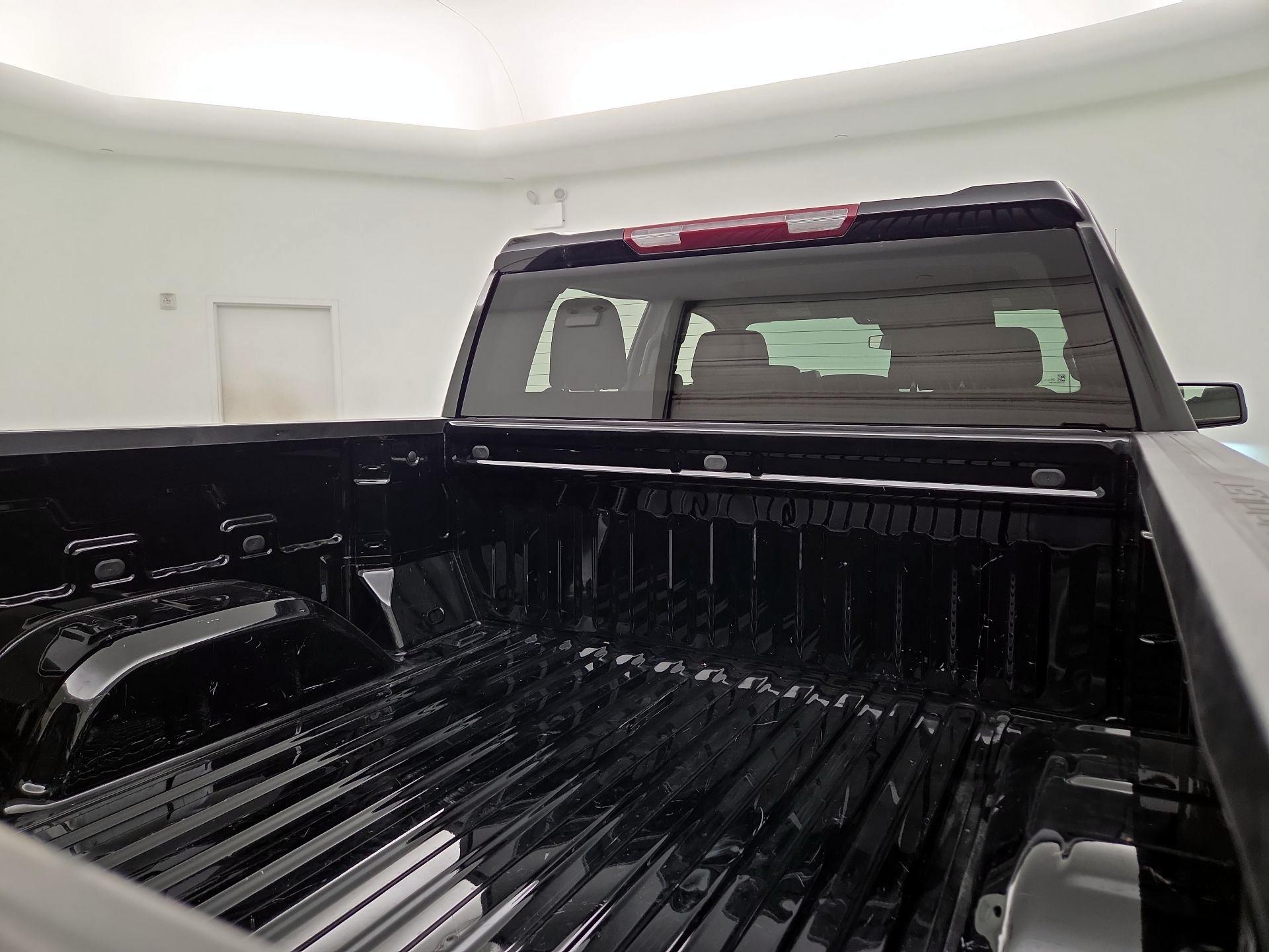 Thumbnail: 2023 Chevrolet Silverado 1500 - 20