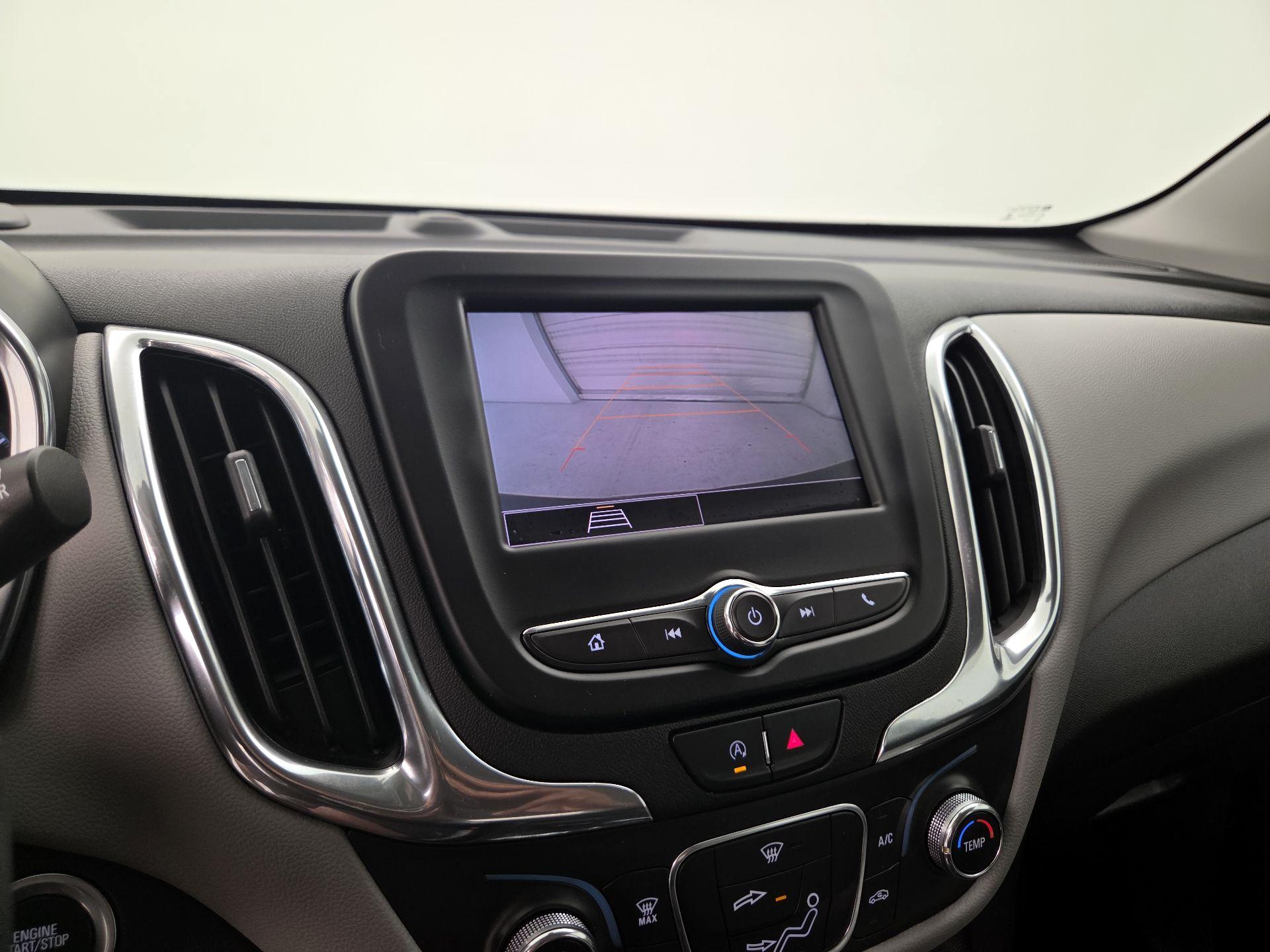 Thumbnail: 2022 Chevrolet Equinox - 14