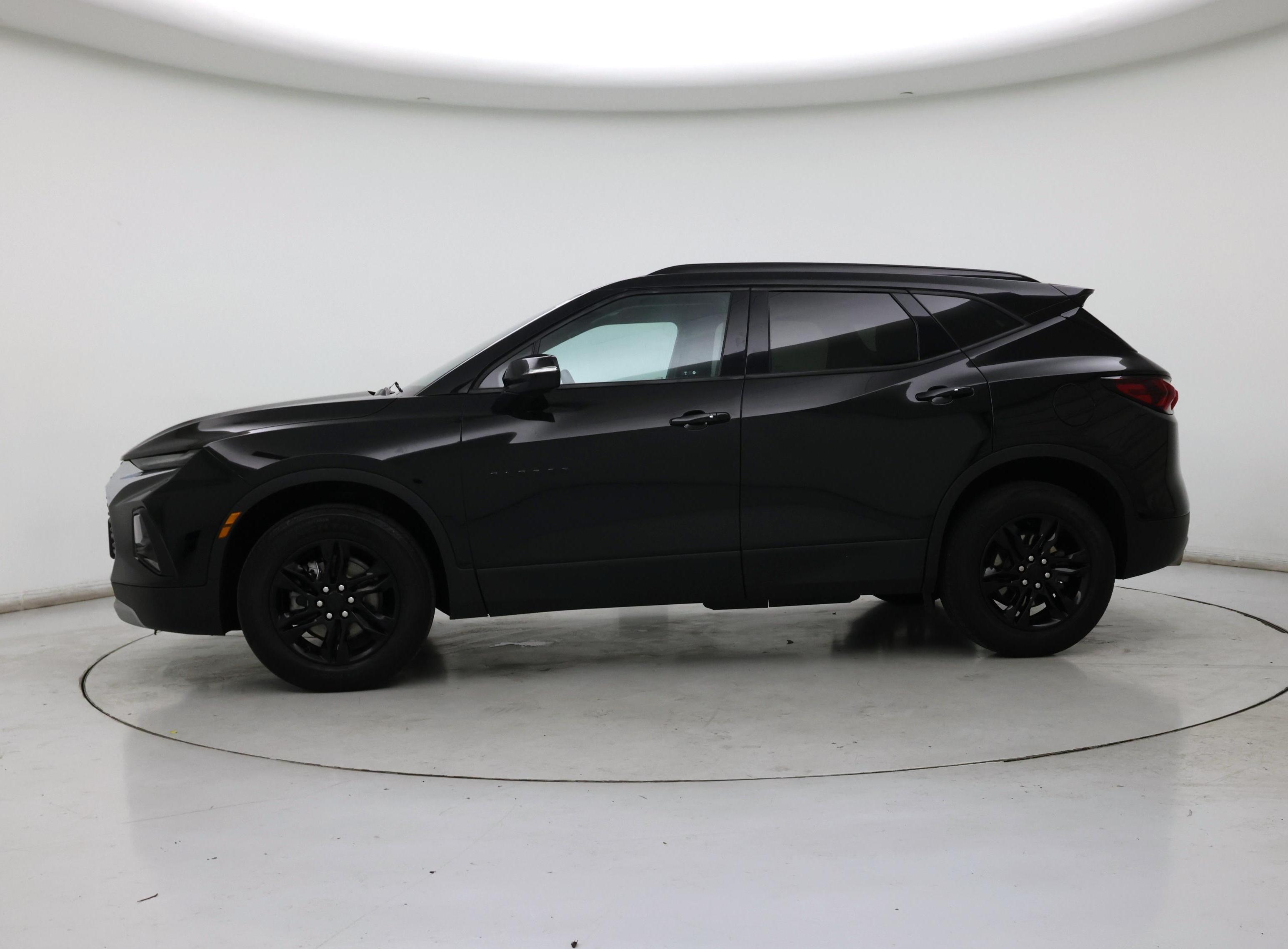 Thumbnail: 2022 Chevrolet Blazer - 3