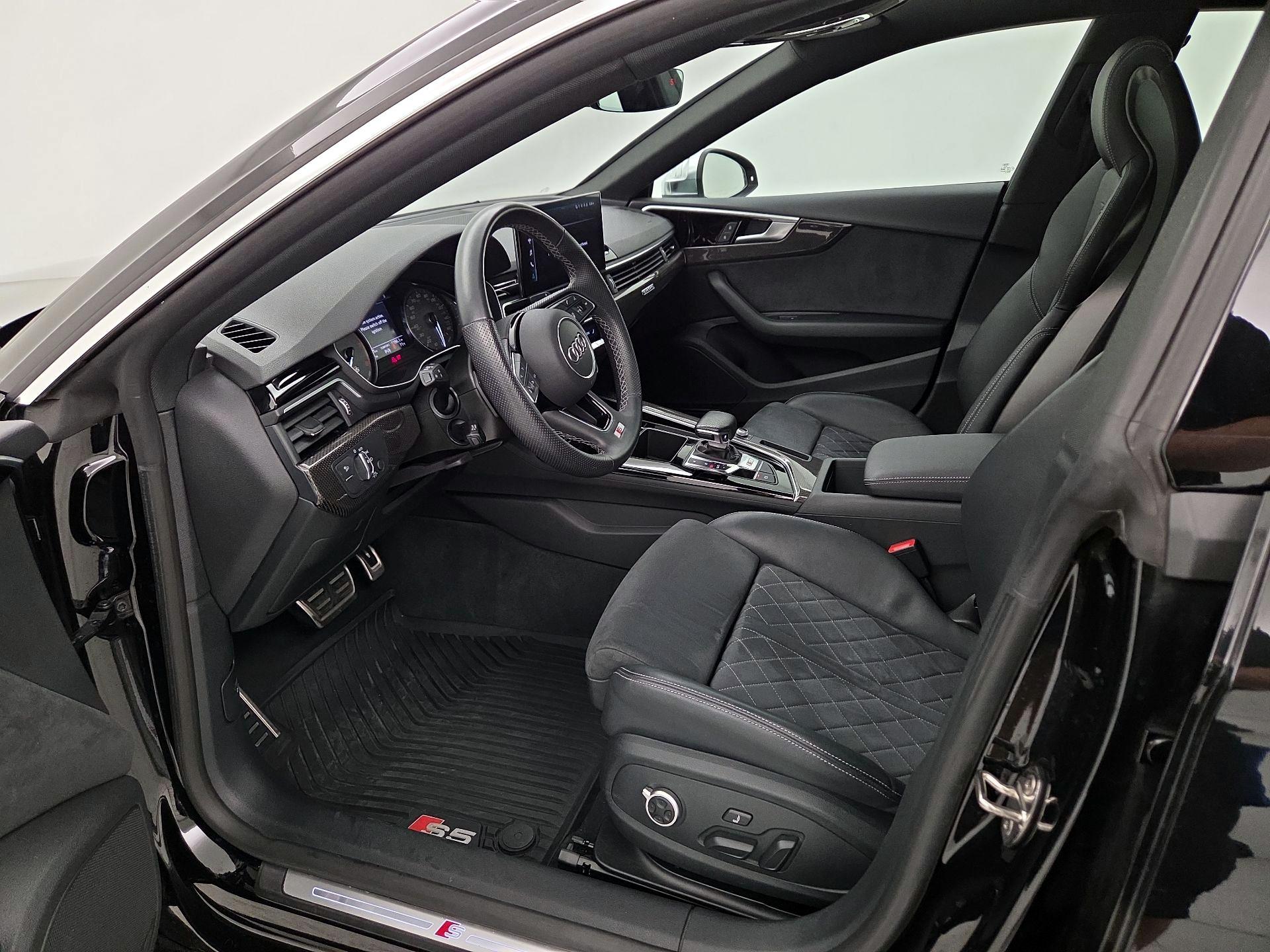 Thumbnail: 2022 Audi S5 - 11