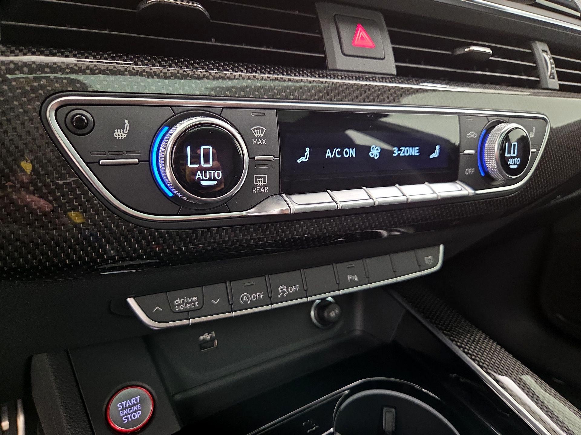 Thumbnail: 2022 Audi S5 - 16