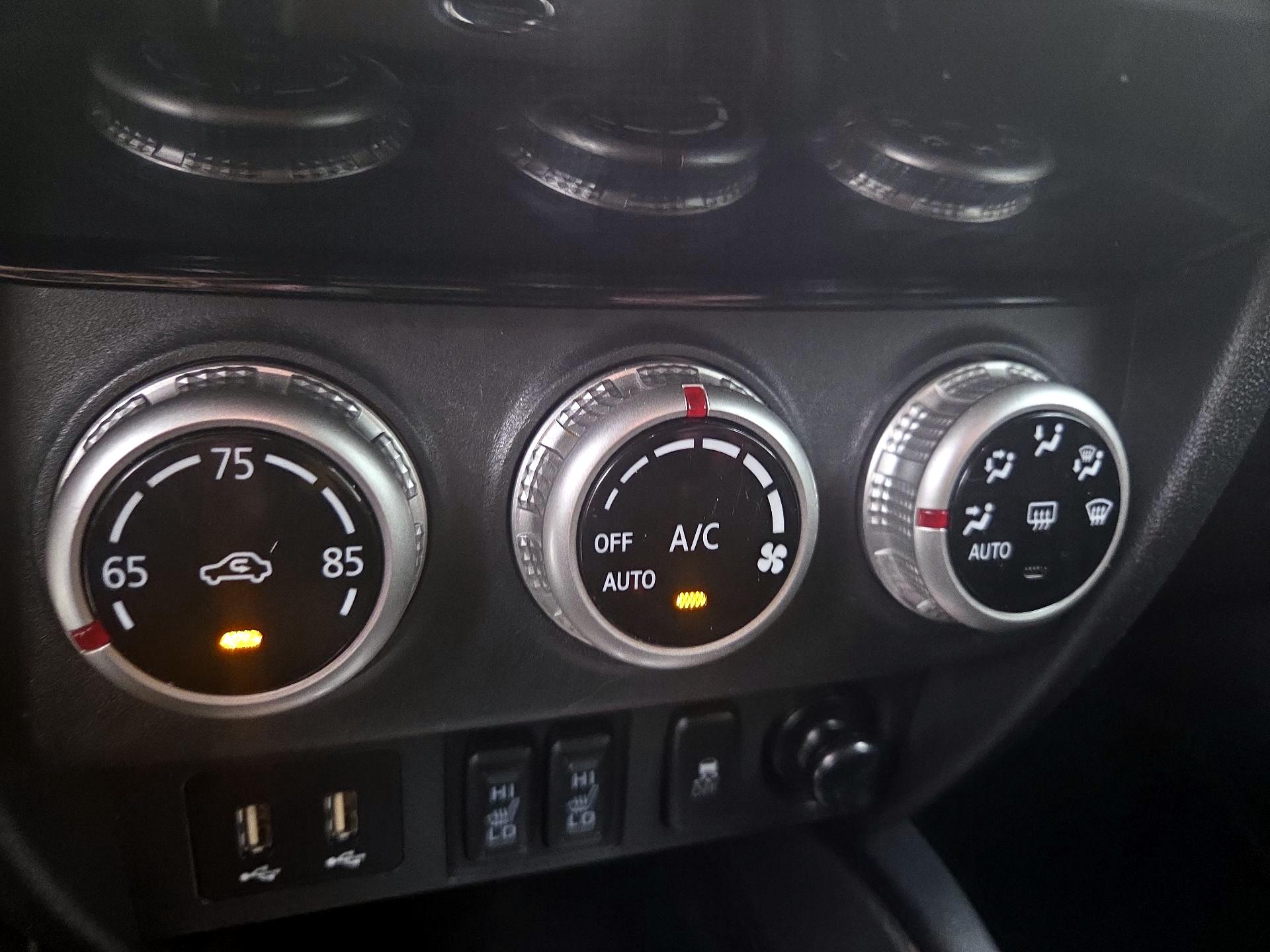 Thumbnail: 2020 Mitsubishi Outlander Sport - 15