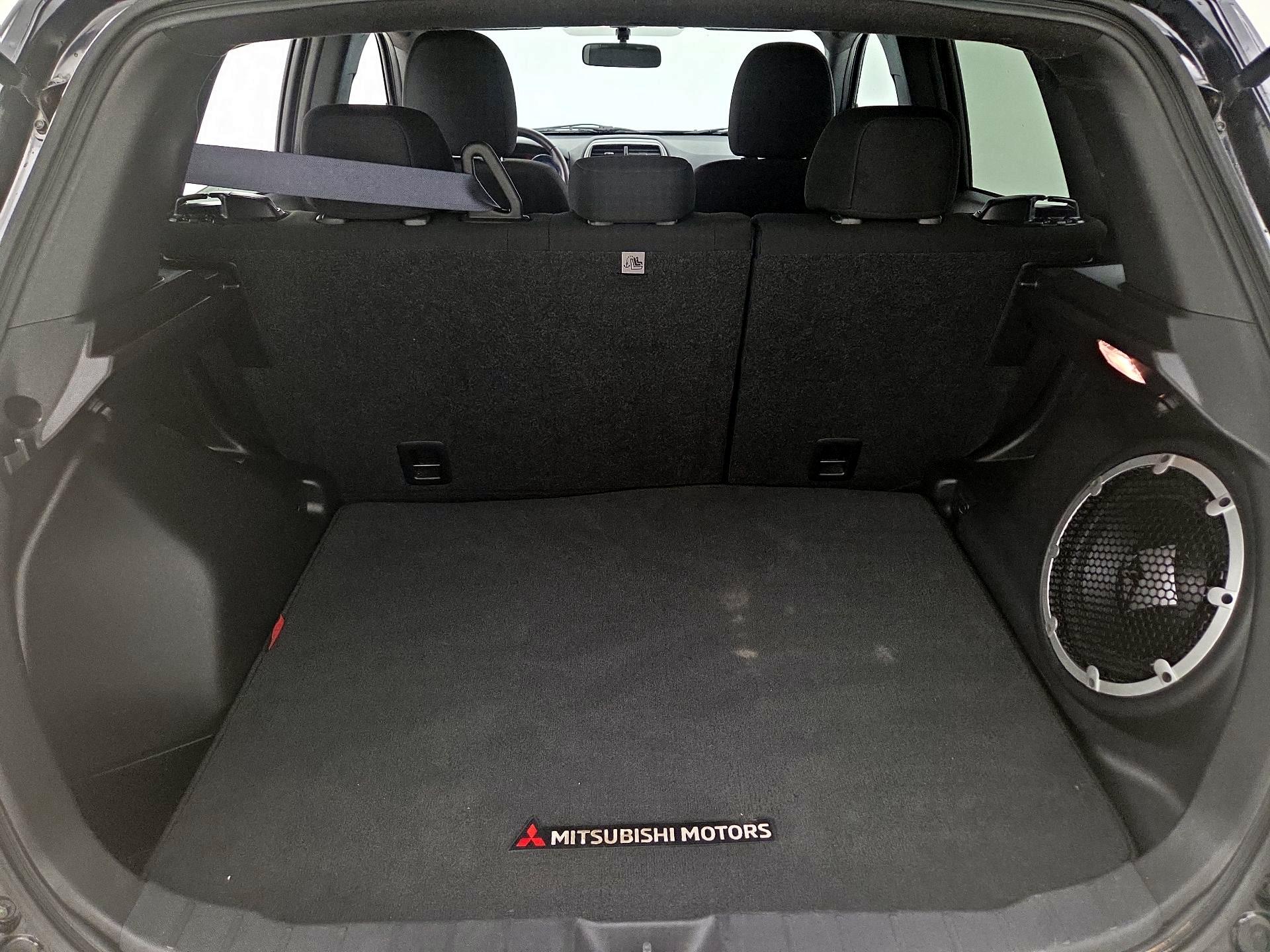 Thumbnail: 2020 Mitsubishi Outlander Sport - 19