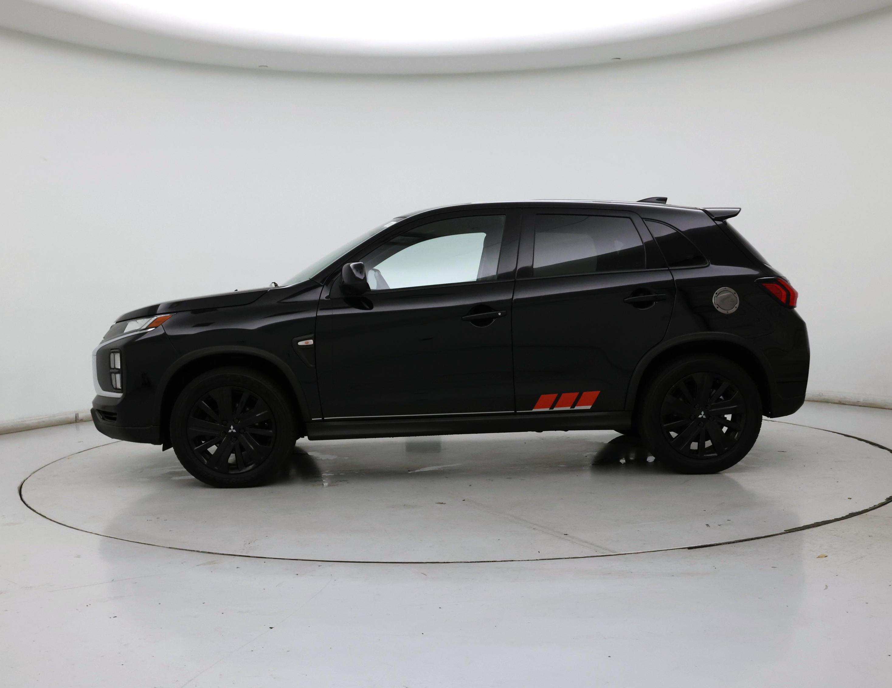 Thumbnail: 2020 Mitsubishi Outlander Sport - 3