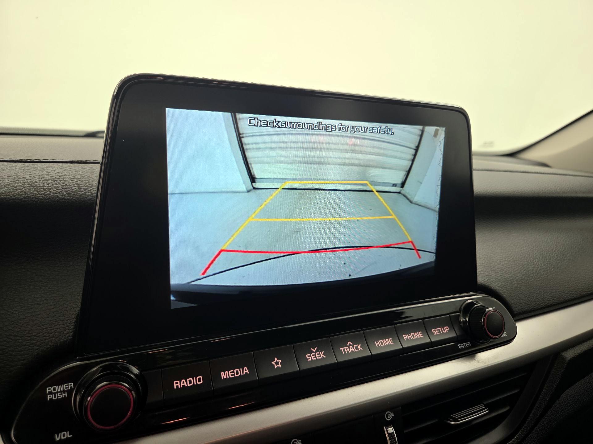 Thumbnail: 2020 Kia Forte - 14